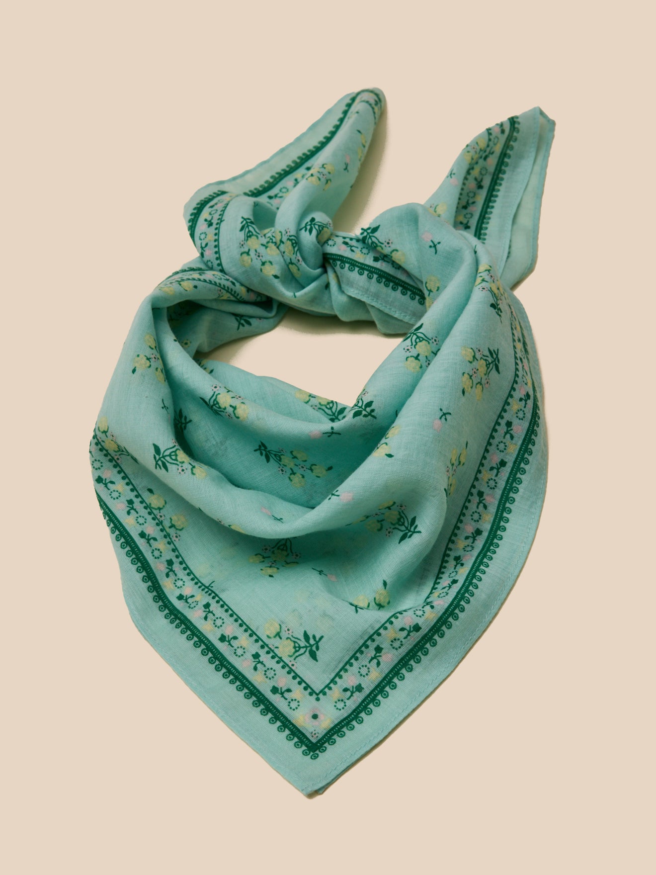 Foulard Motif Géométrique D-Ruban Multicolore Mapoésie | L'Exception Foulard Motif Géométrique D-Ruban Multicolore Mapoésie | L'Exception