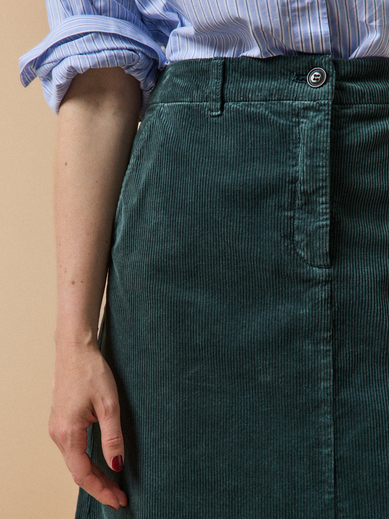 Jupe courte velours côtelé femme