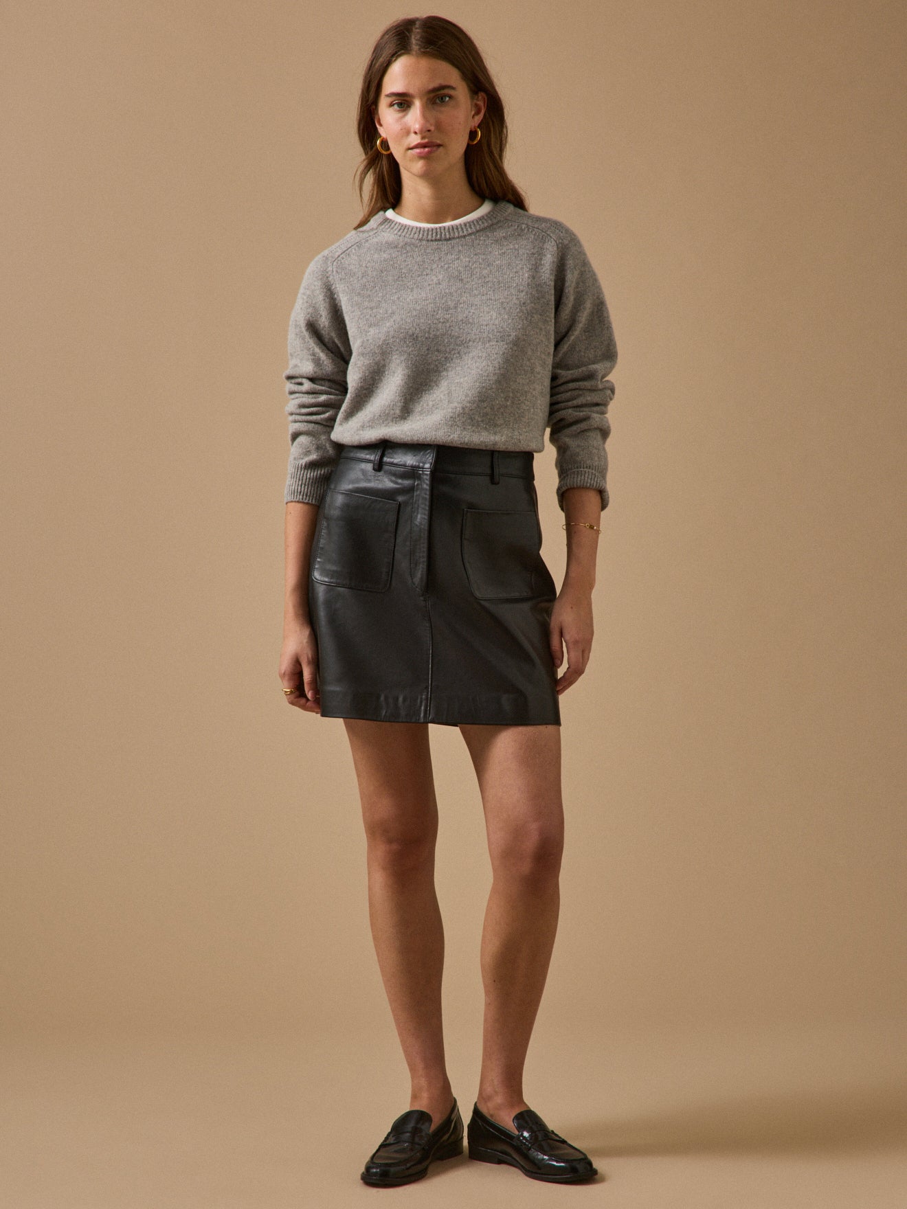 Jupe courte en cuir femme
