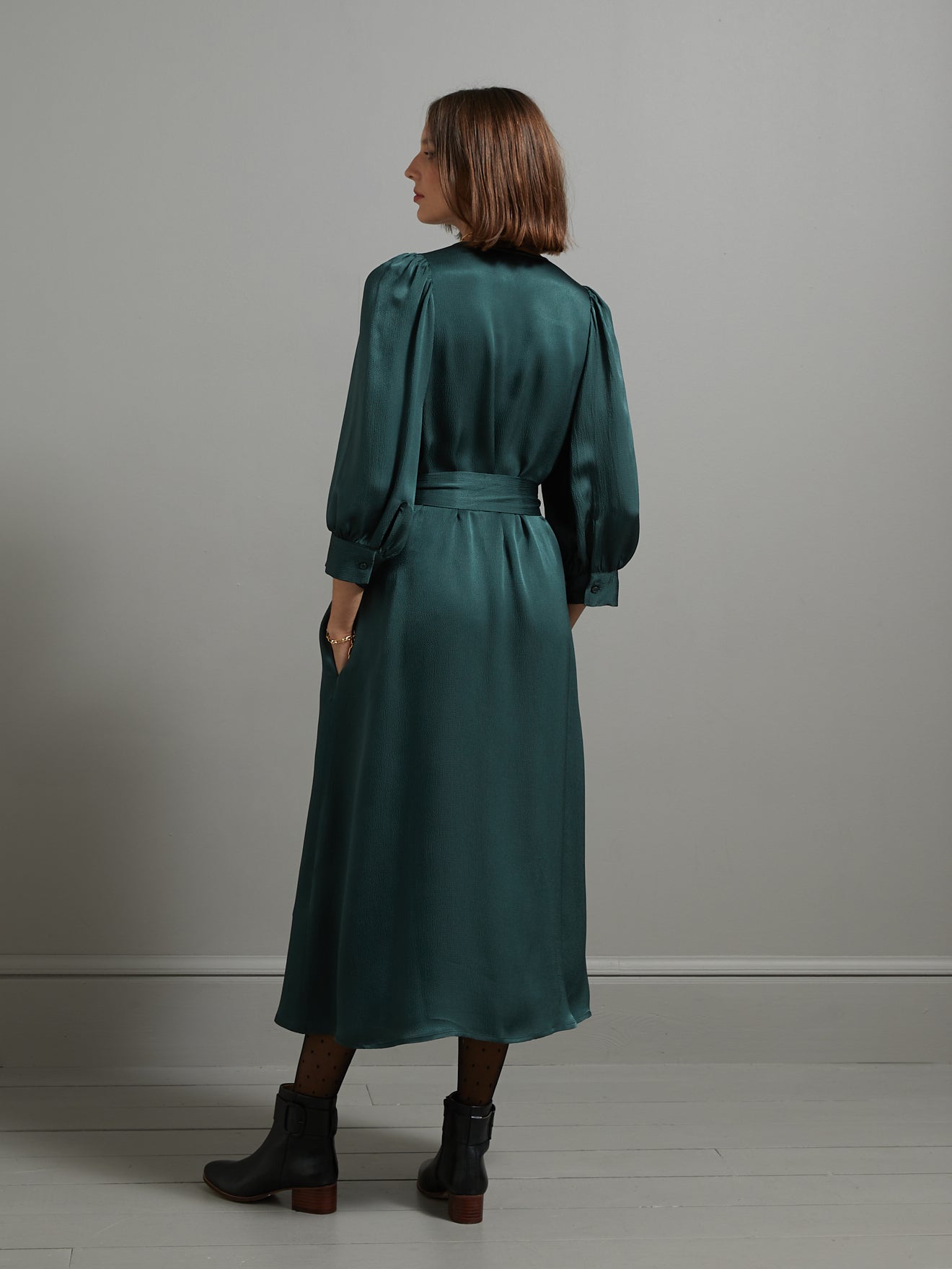 Robe longue boutonnée femme seersucker uni