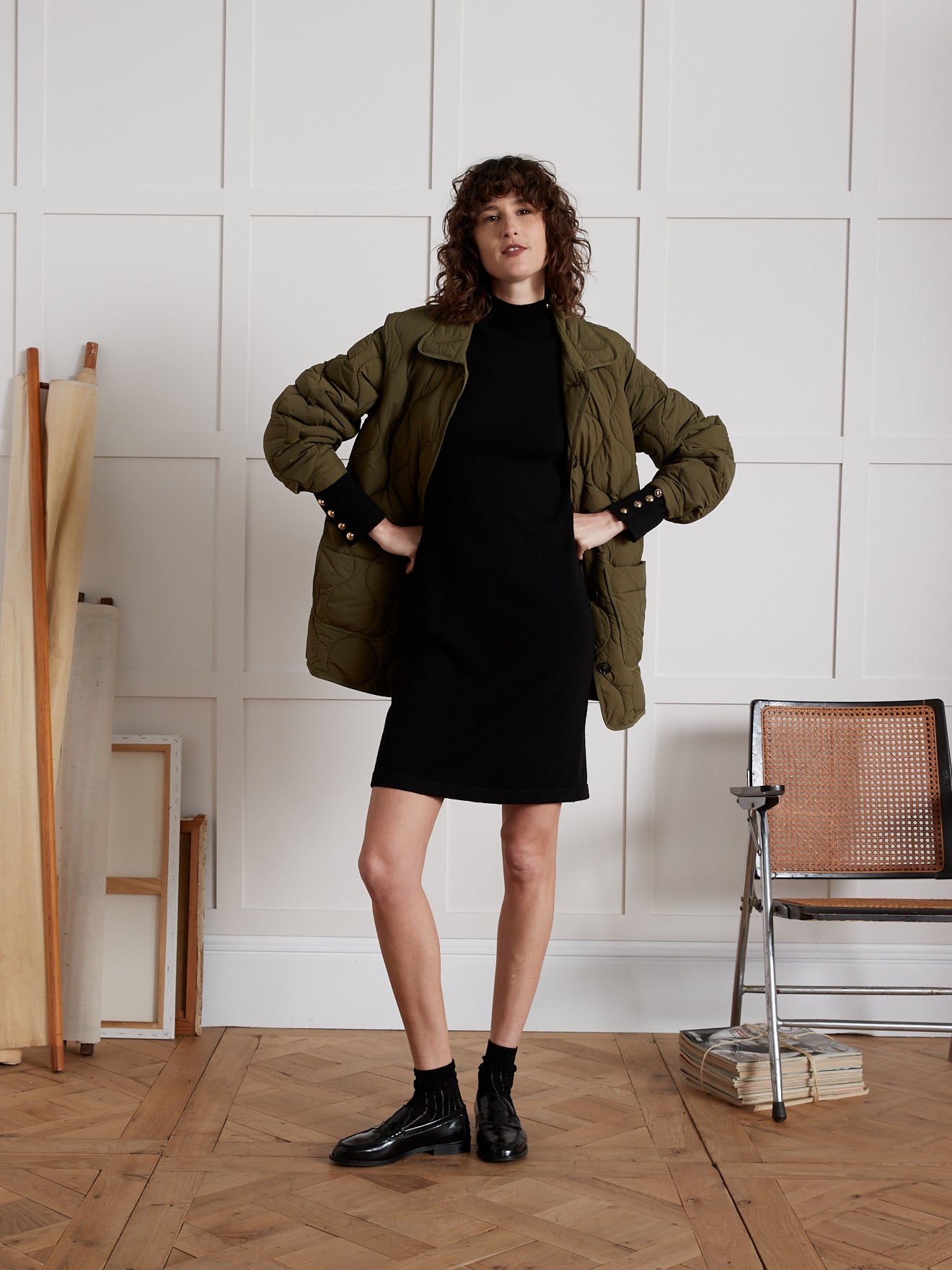 Robe-pull col montant boutons dorés femme