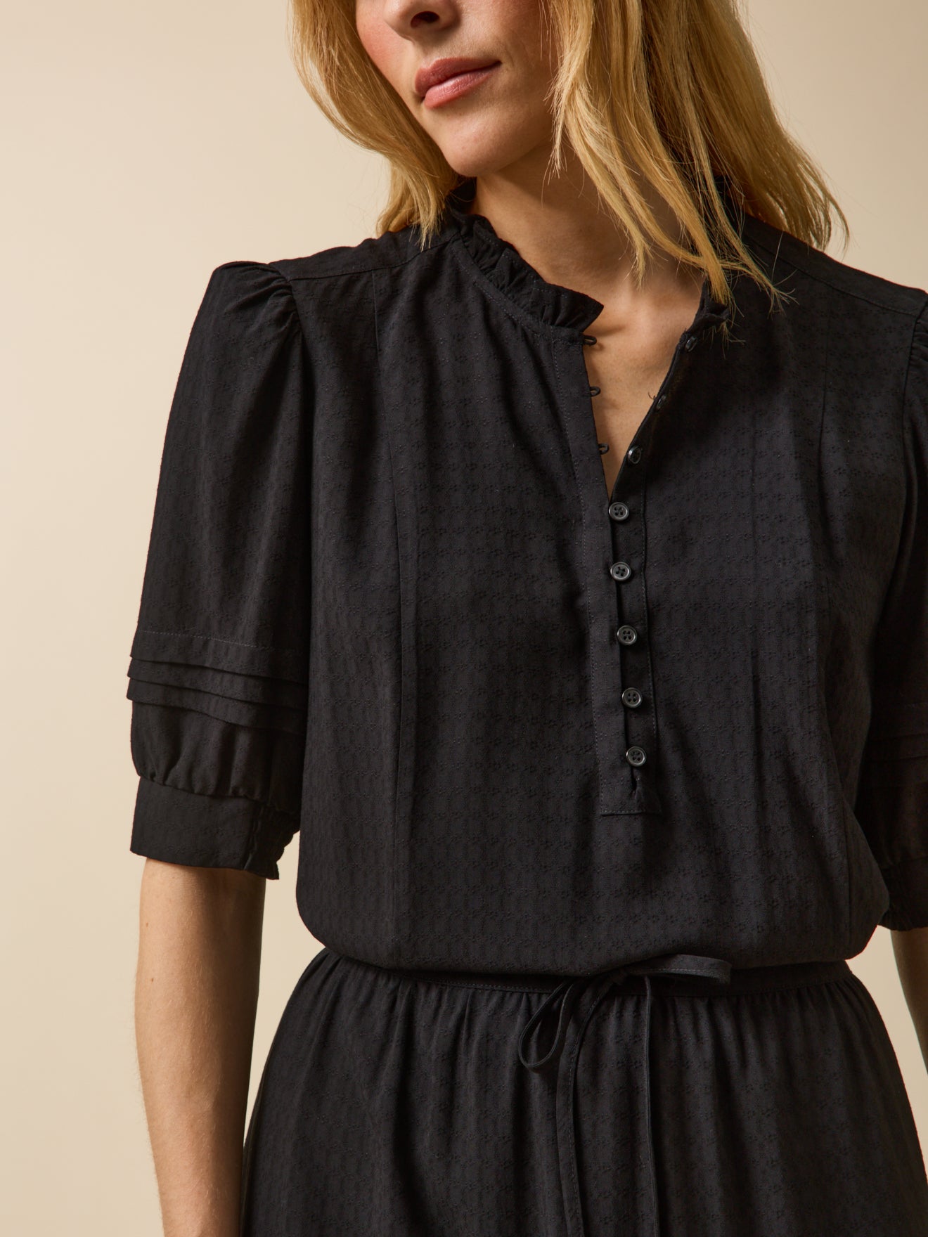 Robe longue unie col volanté viscose dobby femme