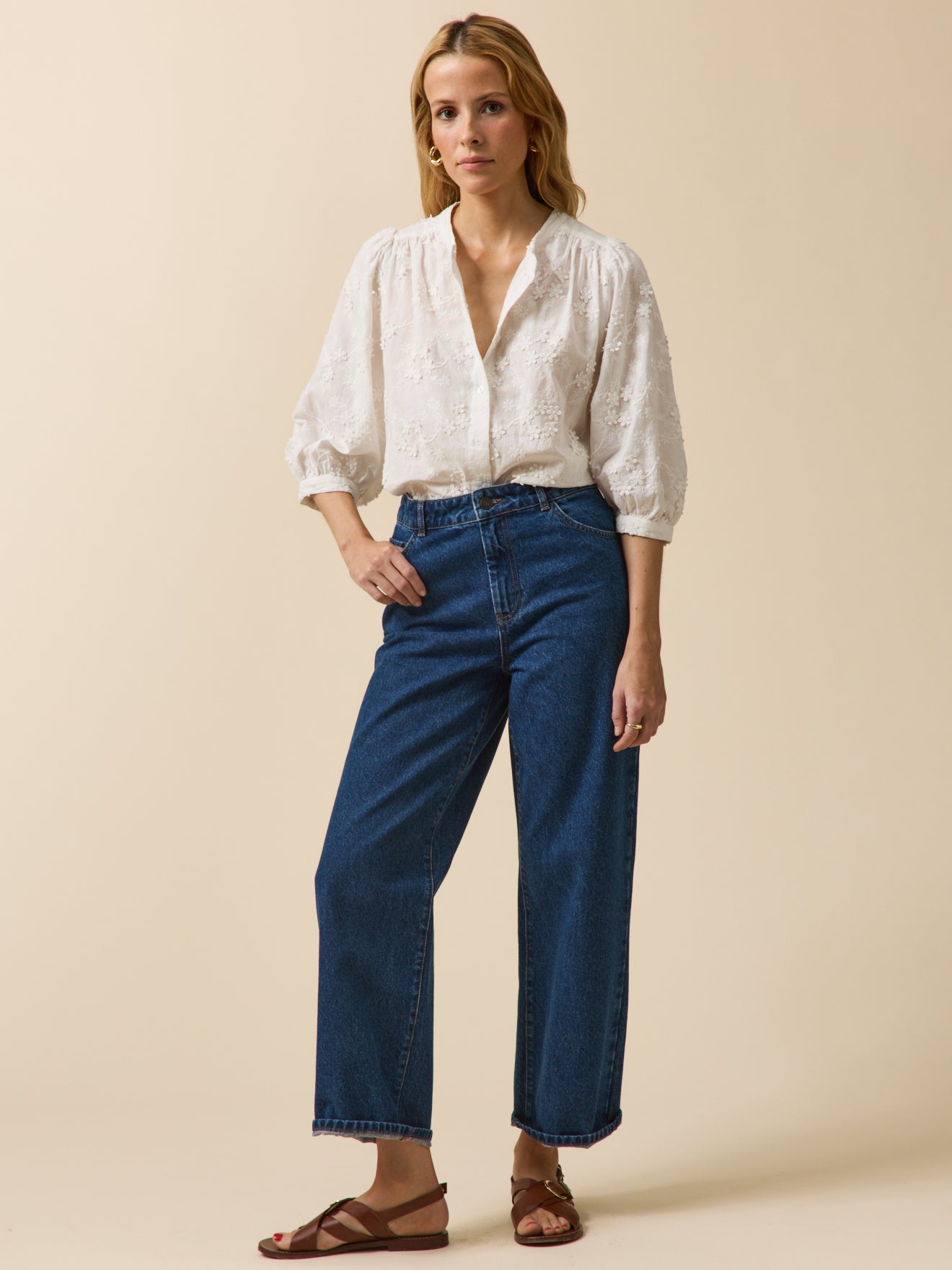 Blouse coton brodée fleurs 3D femme