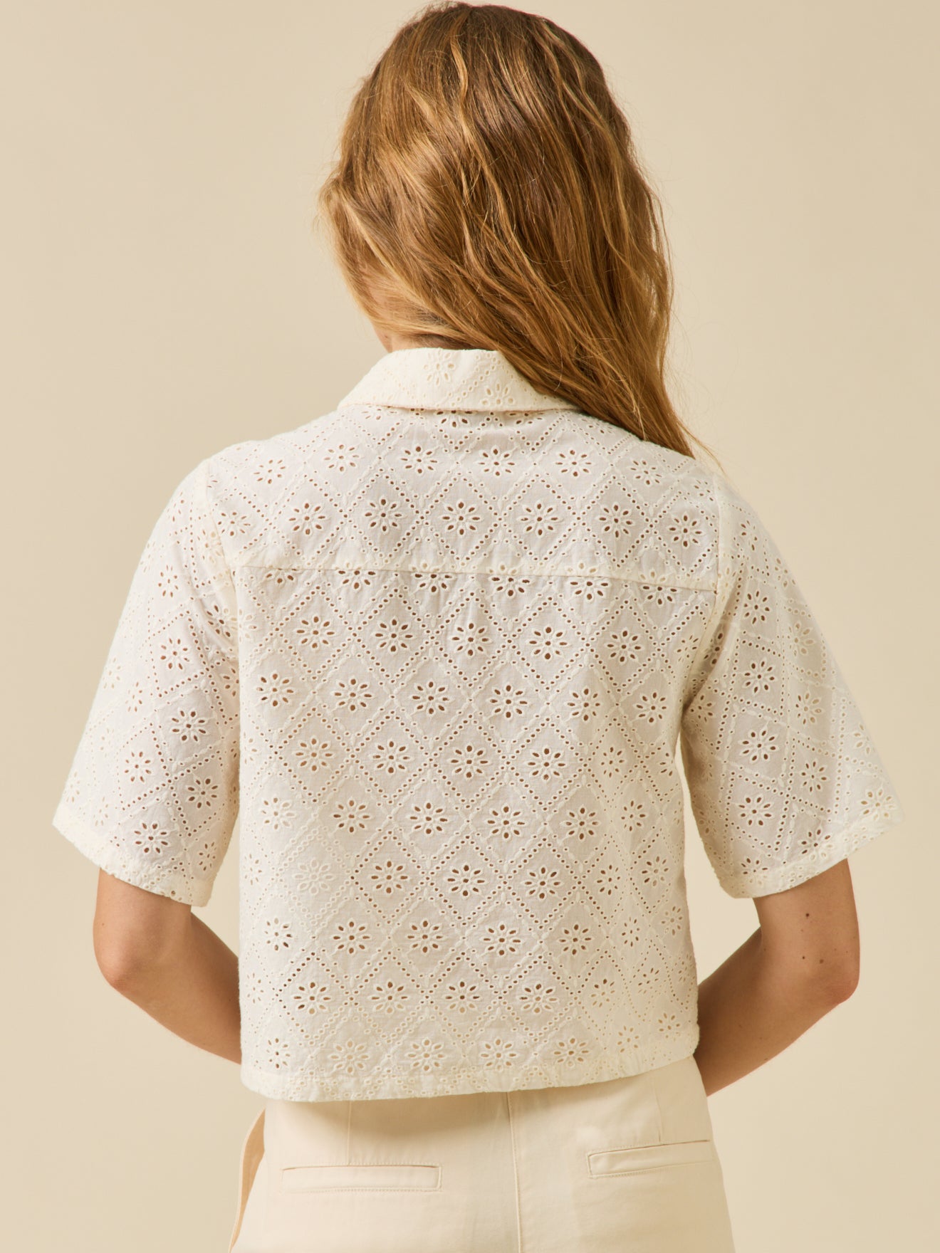 Top col polo femme broderie anglaise