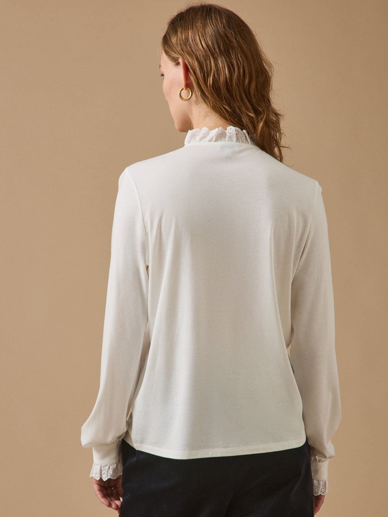 T-shirt col froufrou femme