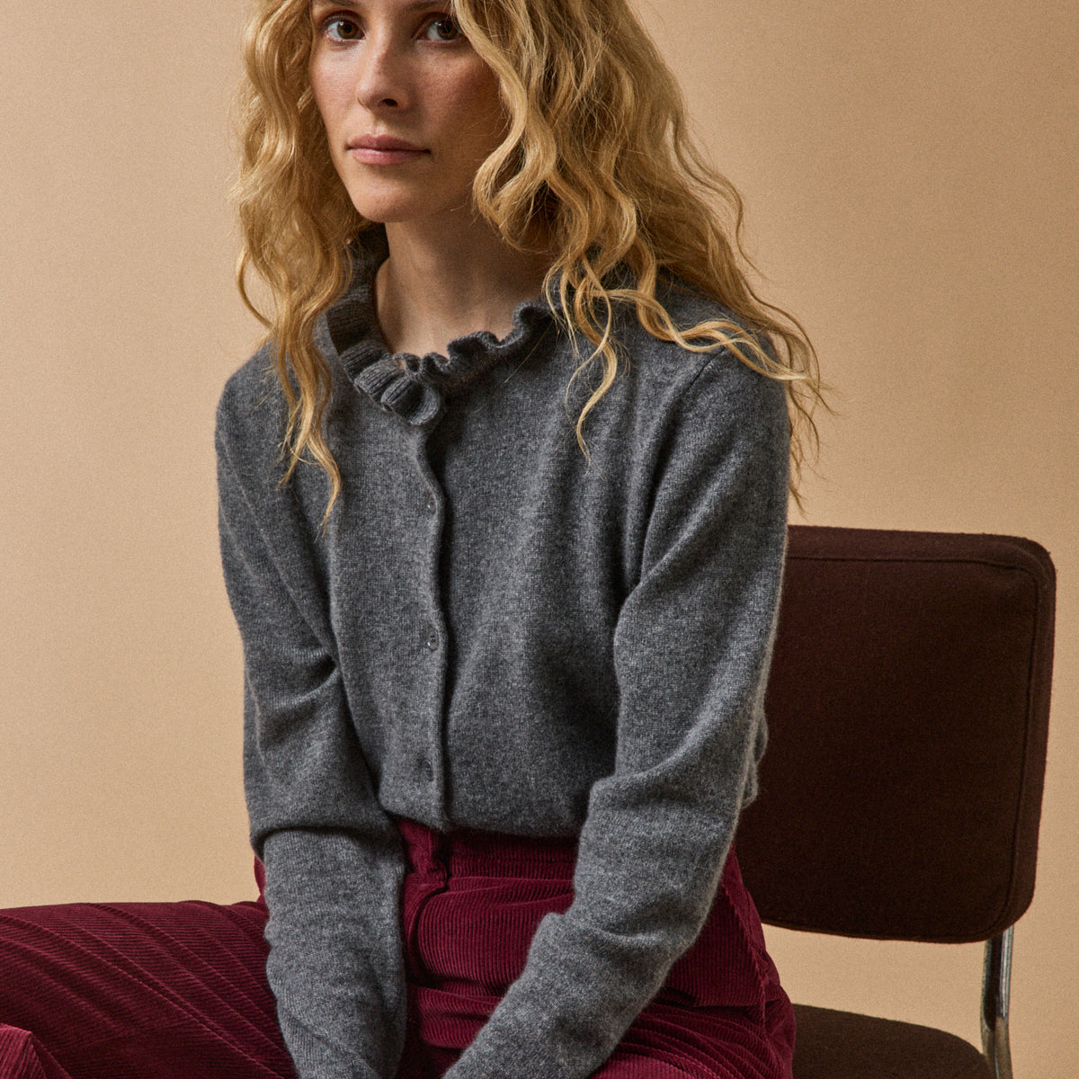 Cardigan Fille Monnalisa à Volants En Velours Gris - Taille 130 (8 Ans) - Occasion Très Bon état