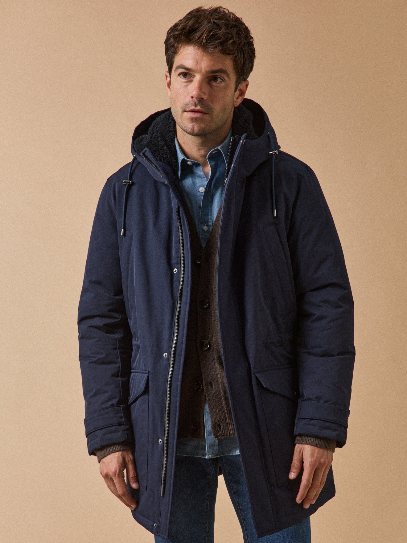 Parka longue capuche fourrée homme
