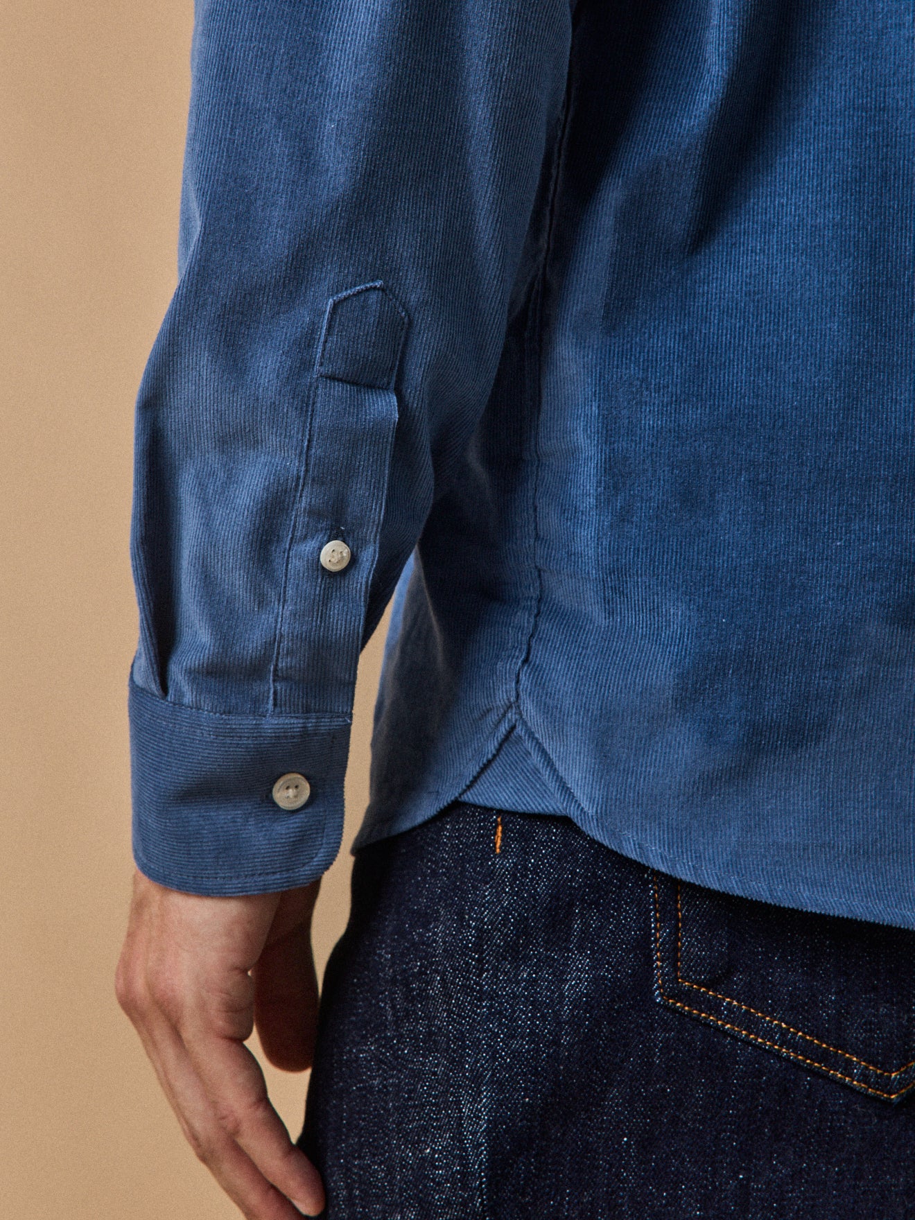 Chemise velours homme coupe contemporaine