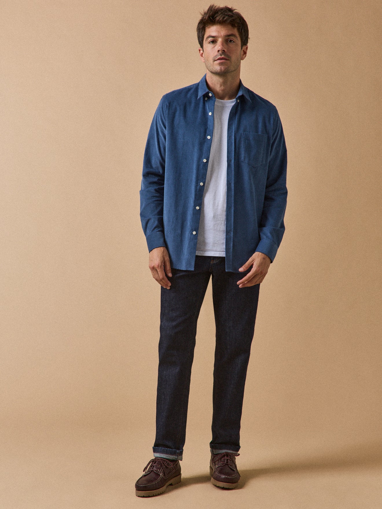 Chemise velours homme coupe contemporaine