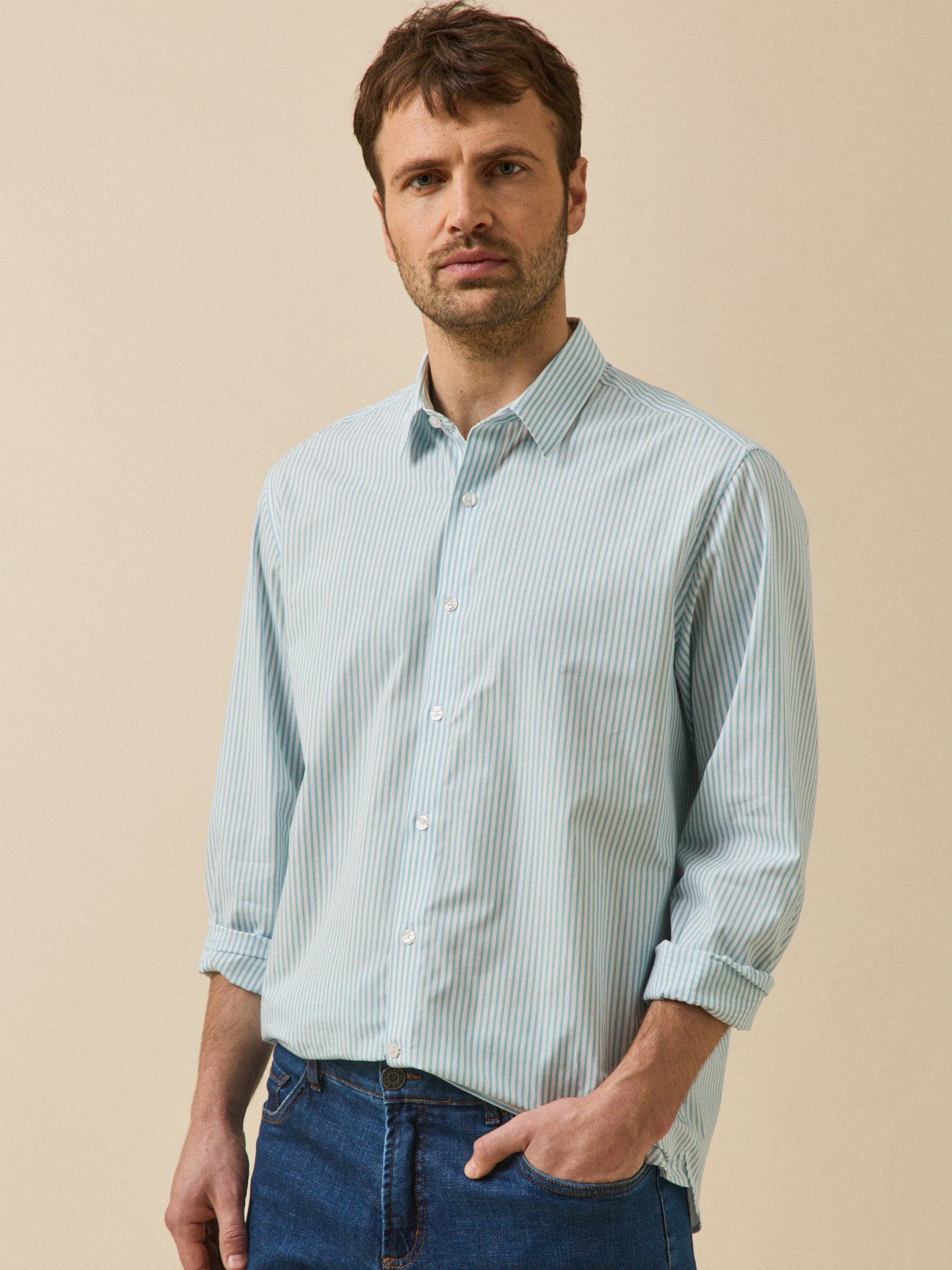 Chemise rayée homme coupe contemporaine