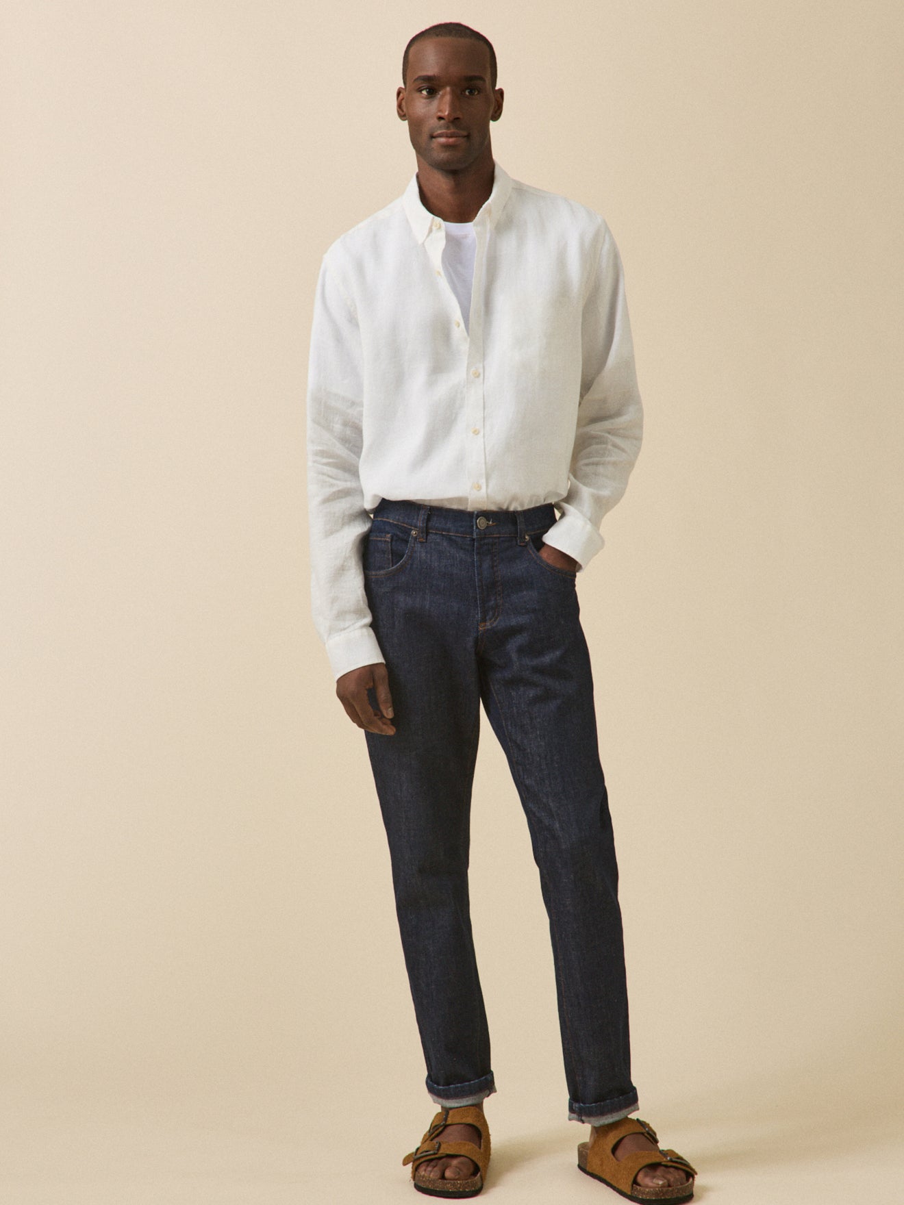 Chemise en lin homme coupe contemporaine