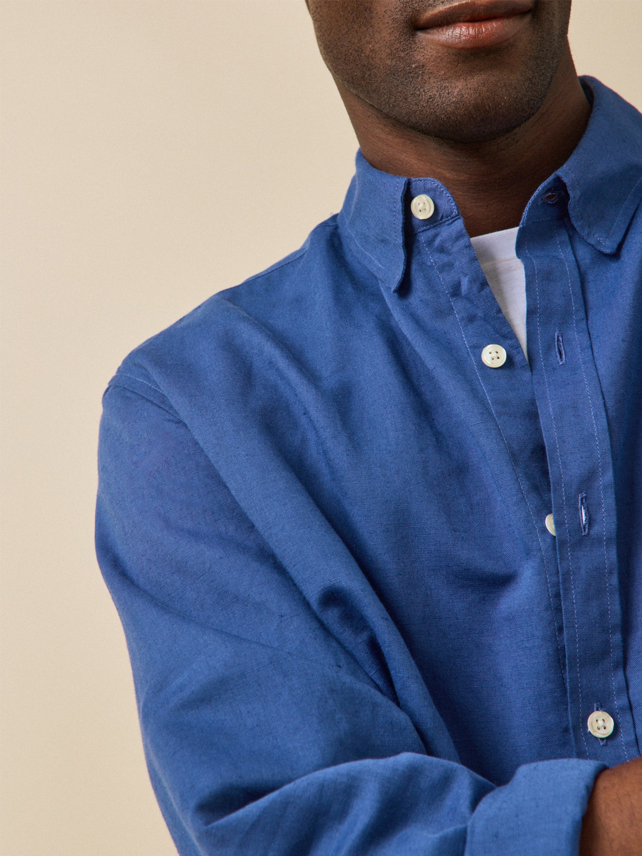 Chemise en lin homme coupe contemporaine