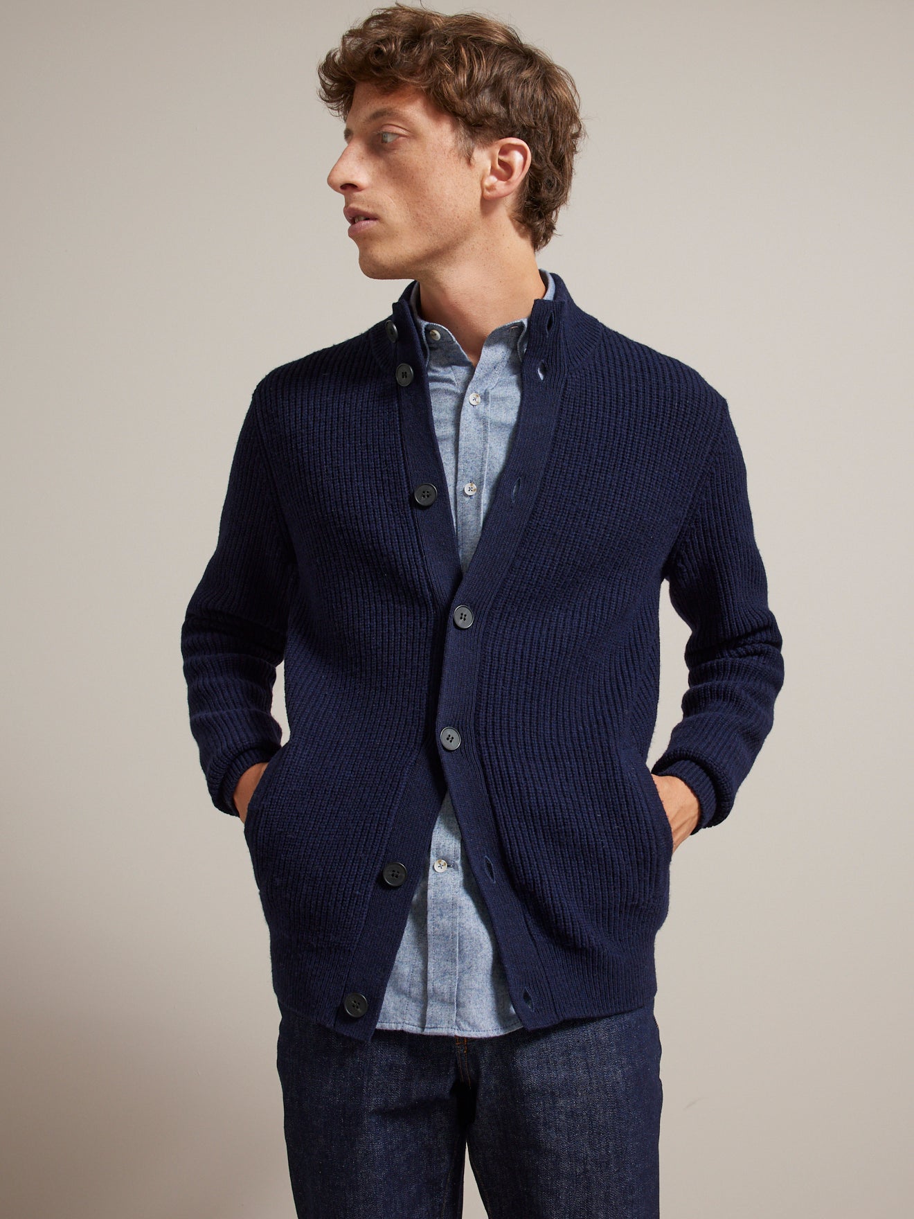 Cardigan col montant maille côtelée homme