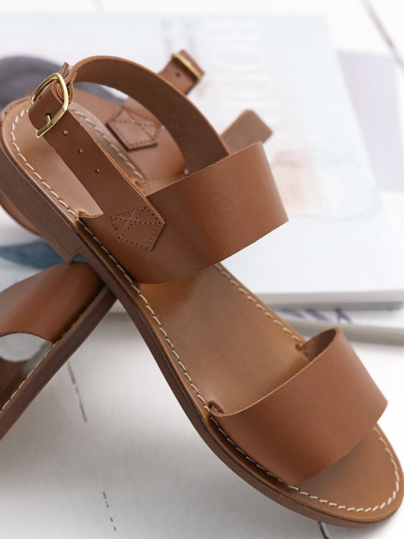 Sandales cuir fermeture boucle
