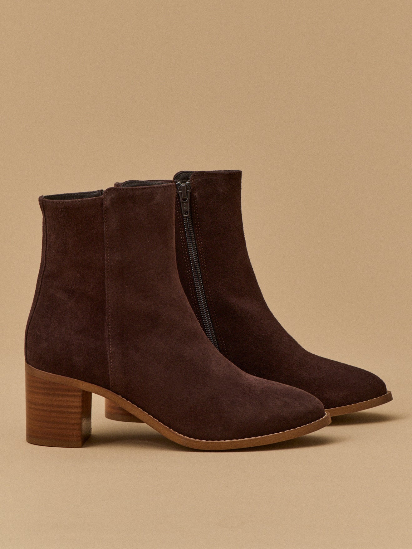 Boots croûte de cuir femme talon carré