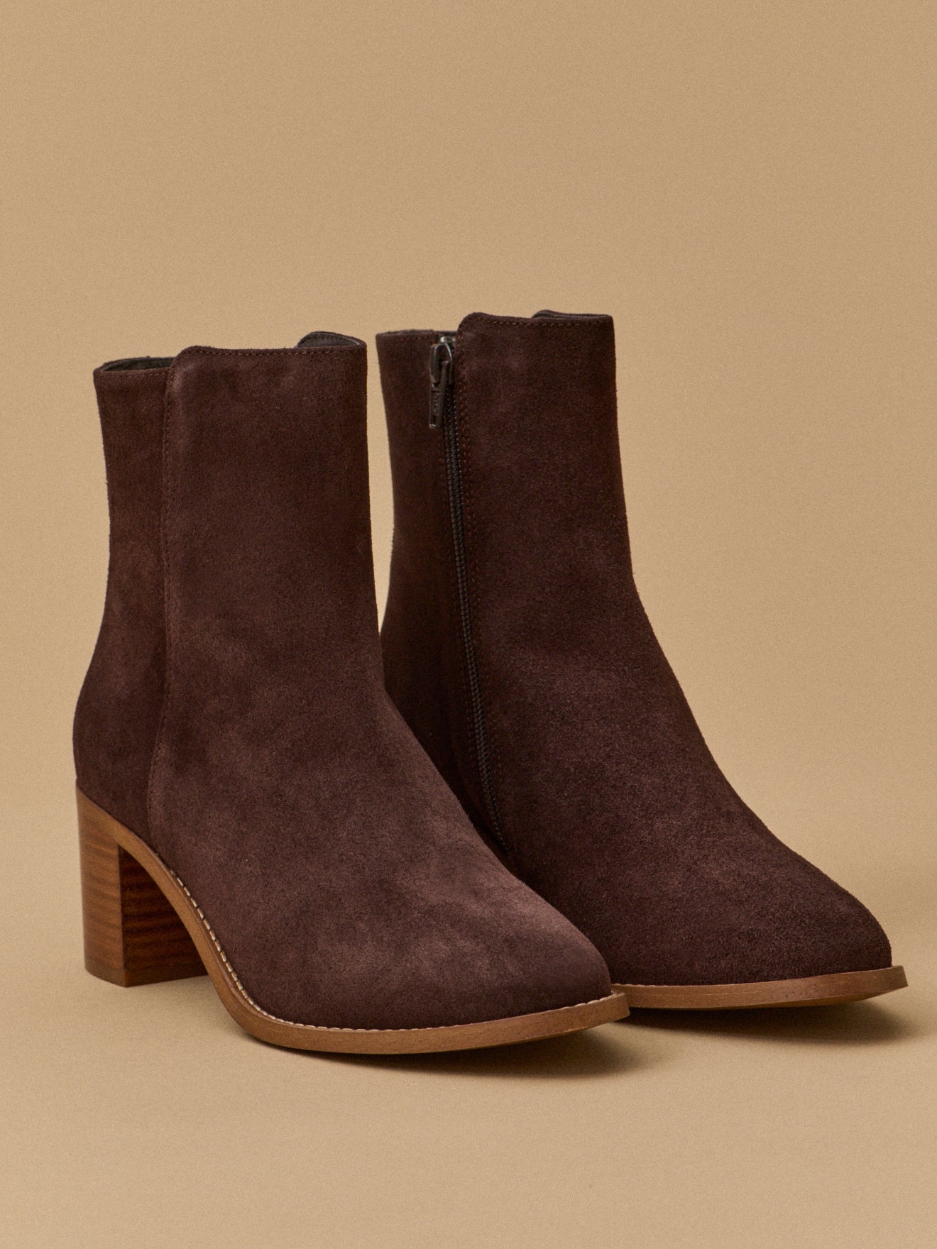 Boots croûte de cuir femme talon carré