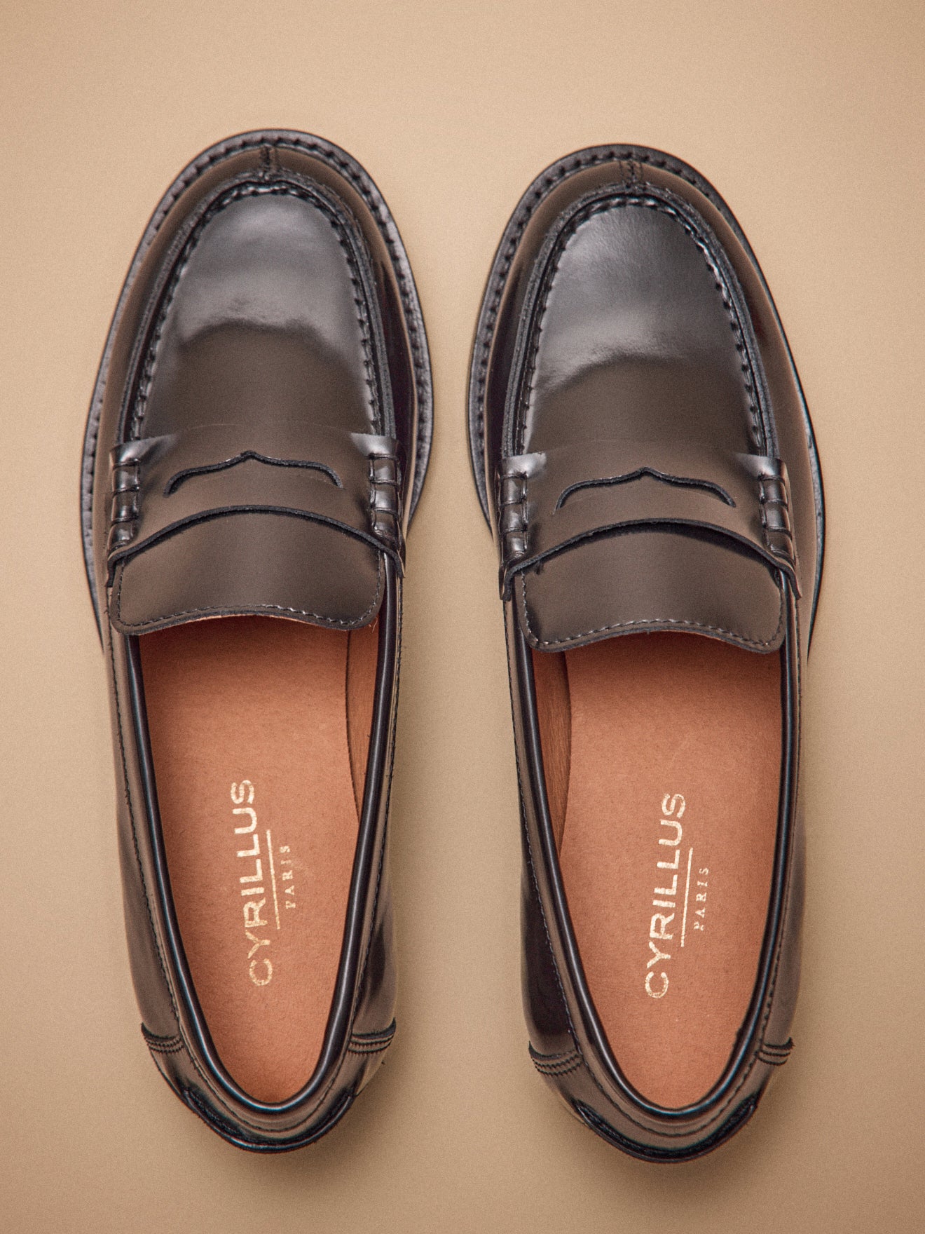 Mocassins cuir vernis femme