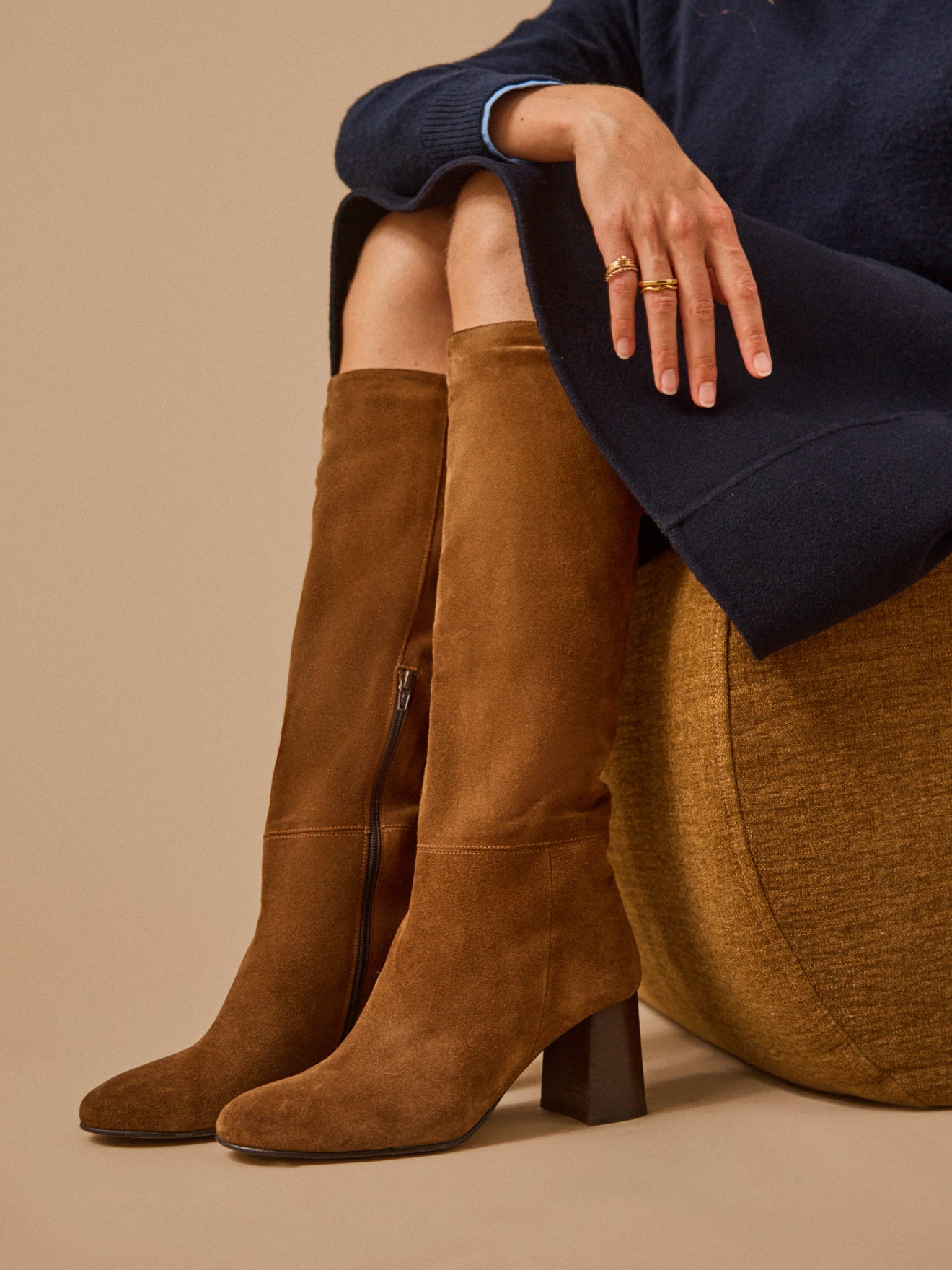 Bottes à talon cuir velouté femme