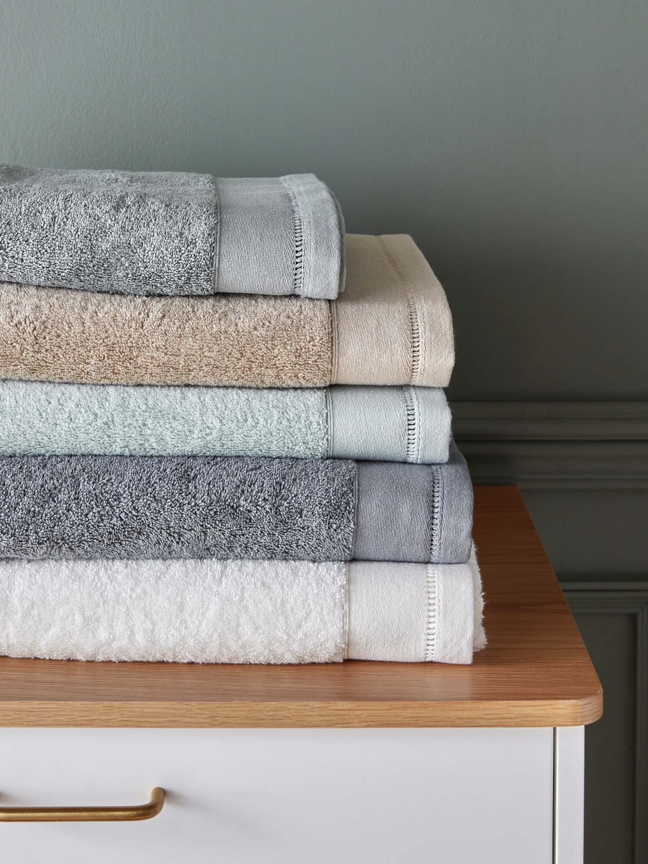 Serviette éponge finition jours échelle