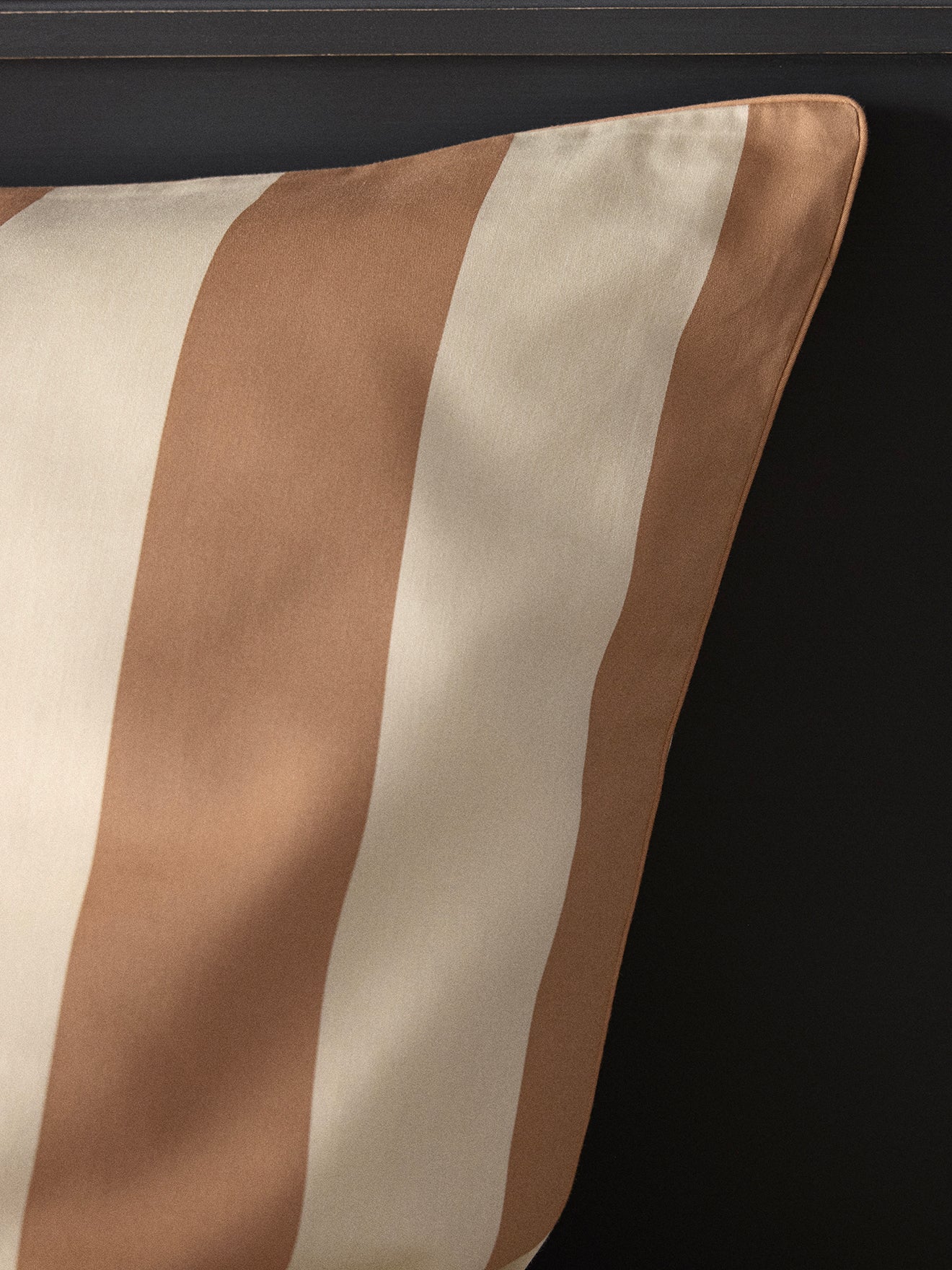 Taie d'oreiller satin de coton "Anouk"