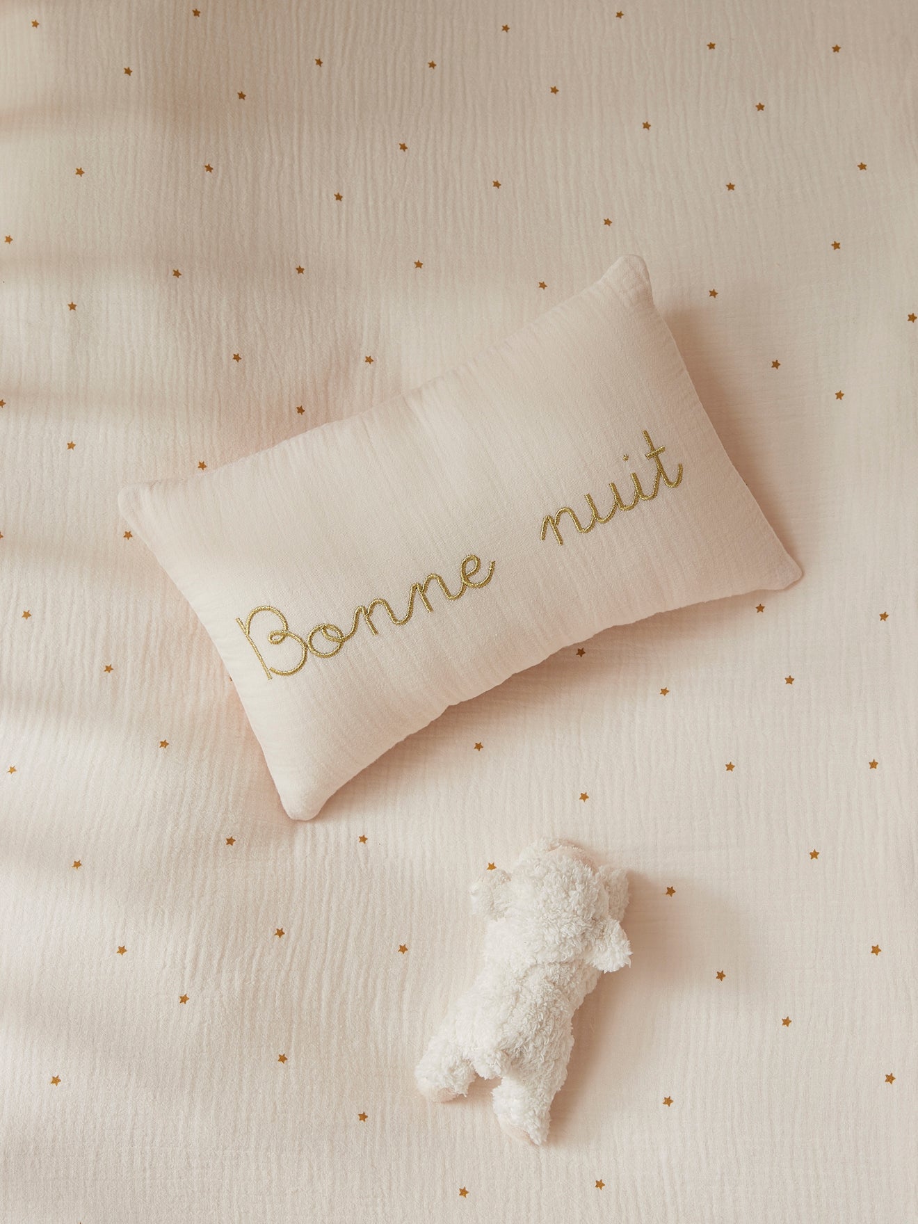 Petit coussin gaze de coton broderie dorée