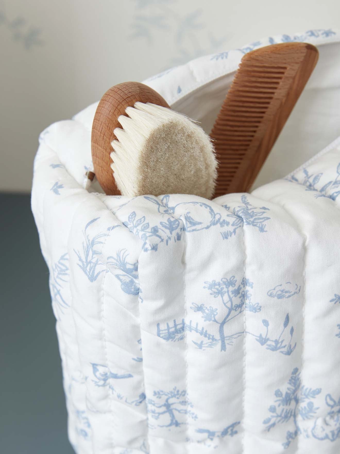 boutis toile de jouy bleue 180/240 cm boutis toile de jouy bleue 180/240 cm