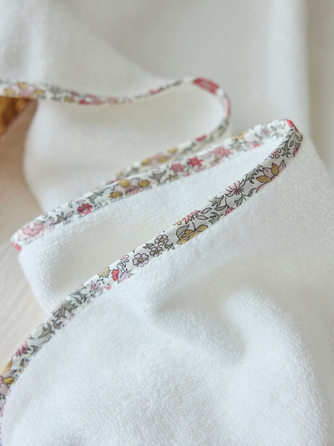 Cape de bain bébé tissu Liberty