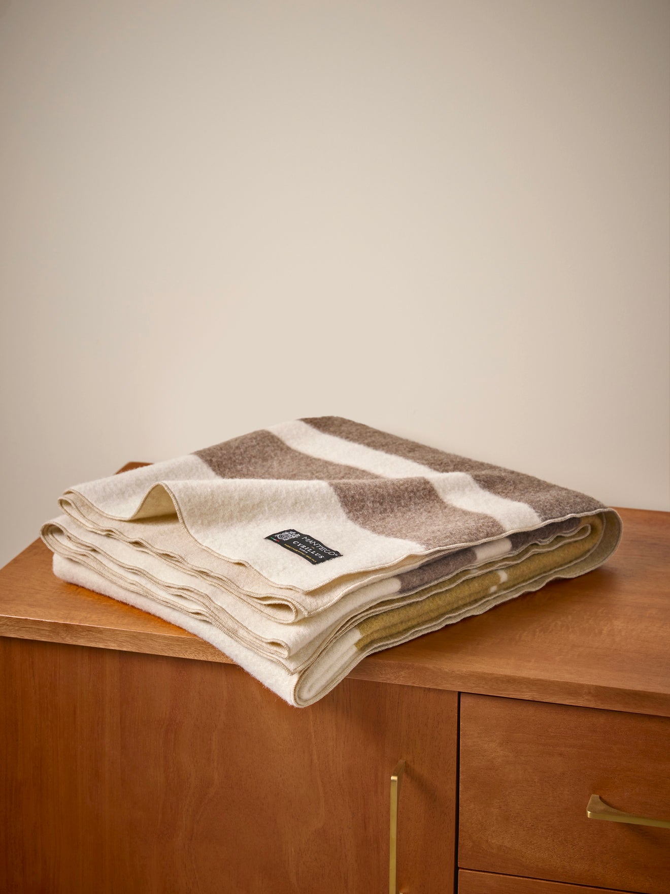 Plaid rayé laine majoritaire