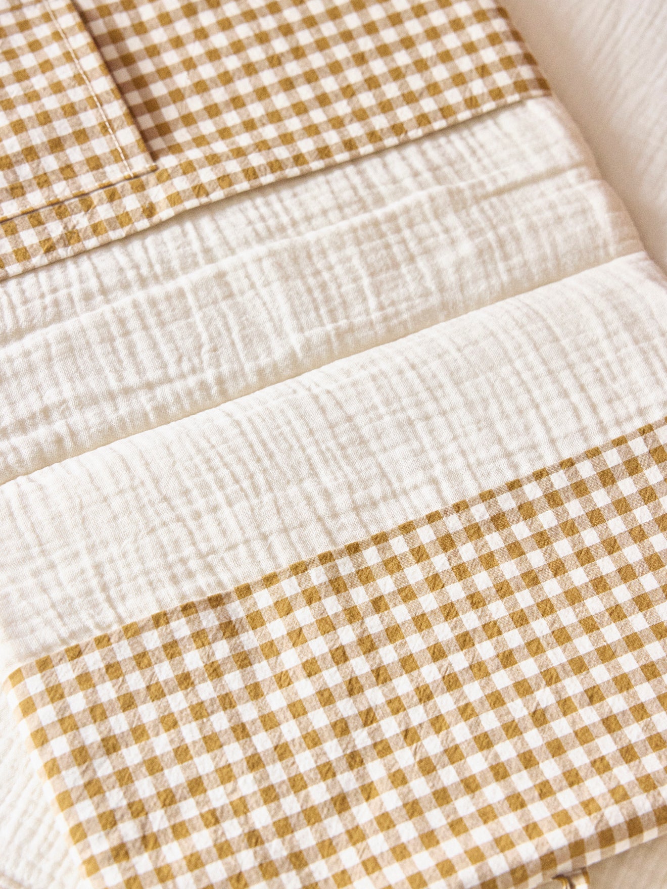 Housse pour carnet de santé en gaze vichy