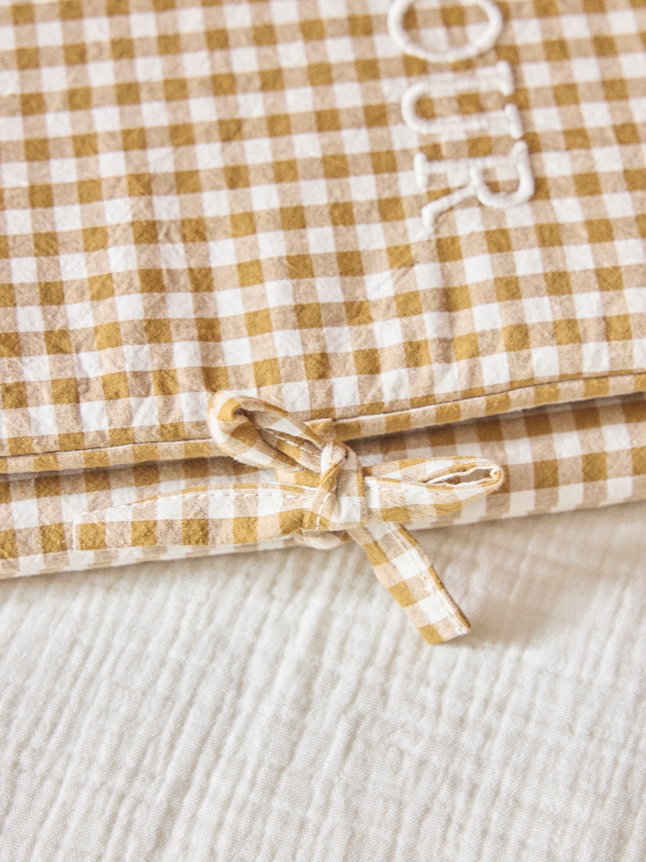 Housse pour carnet de santé en gaze vichy