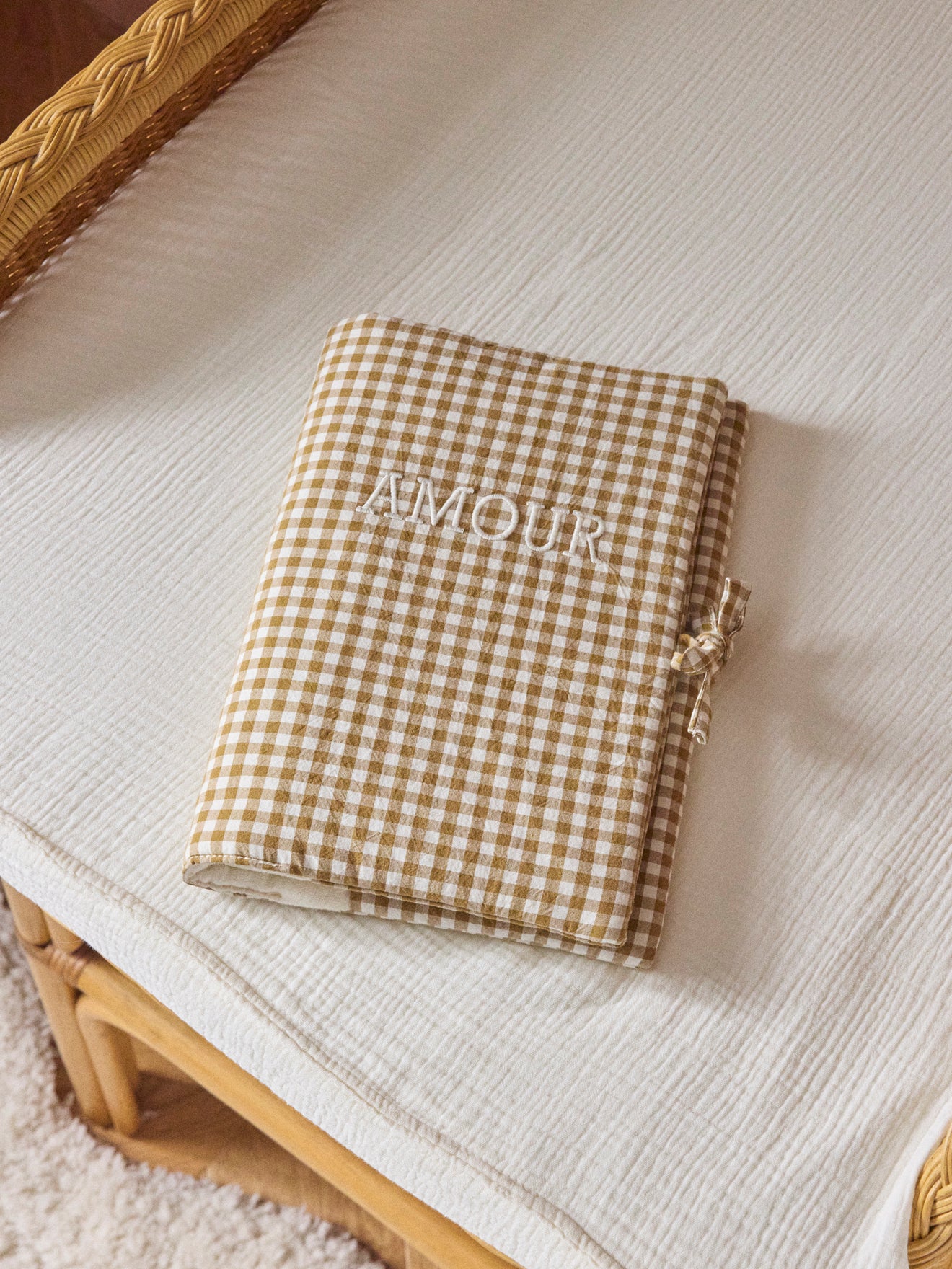 Housse pour carnet de santé en gaze vichy