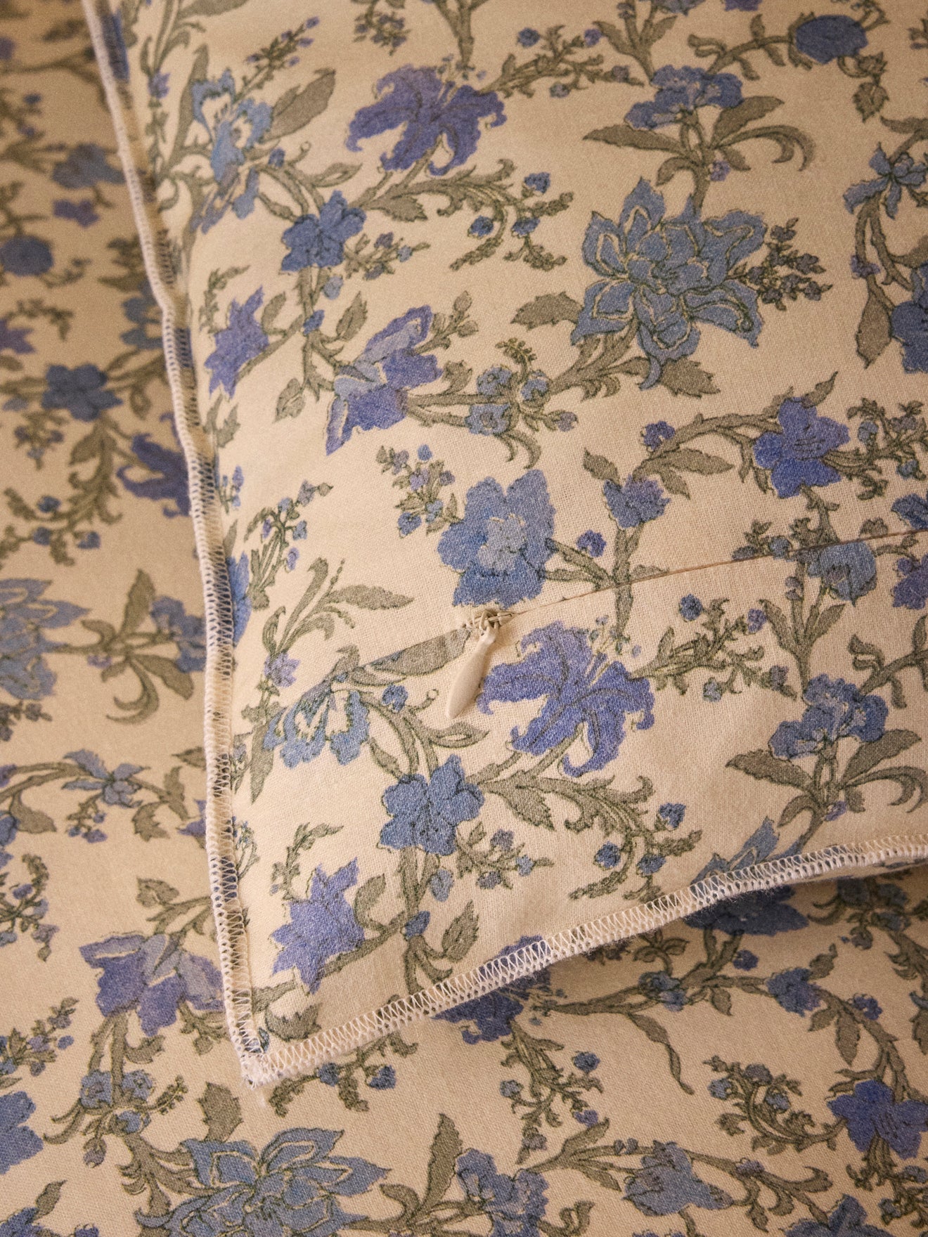 Housse de coussin fleurie coton et lin