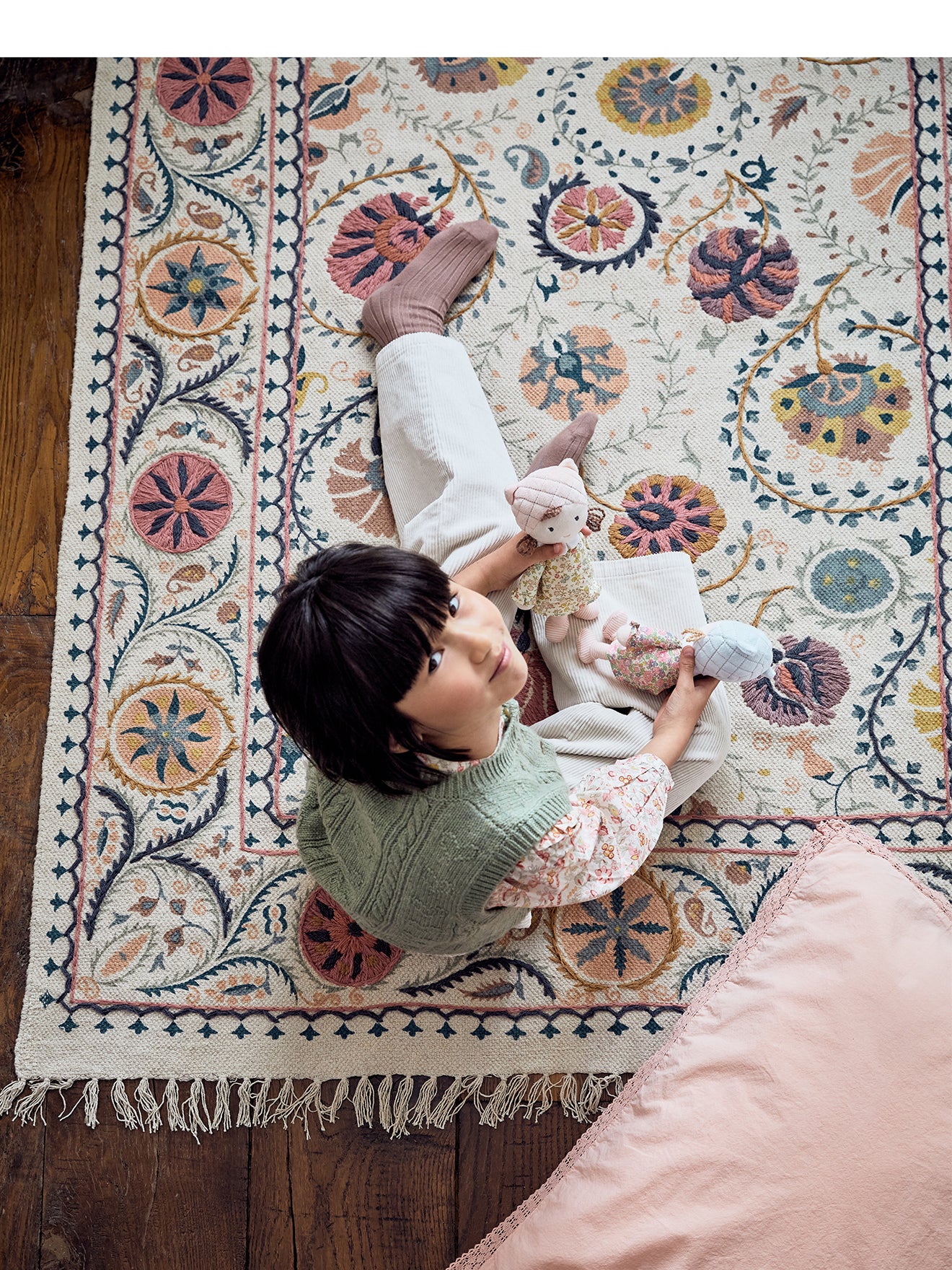 Tapis en coton brodé Flore - XL