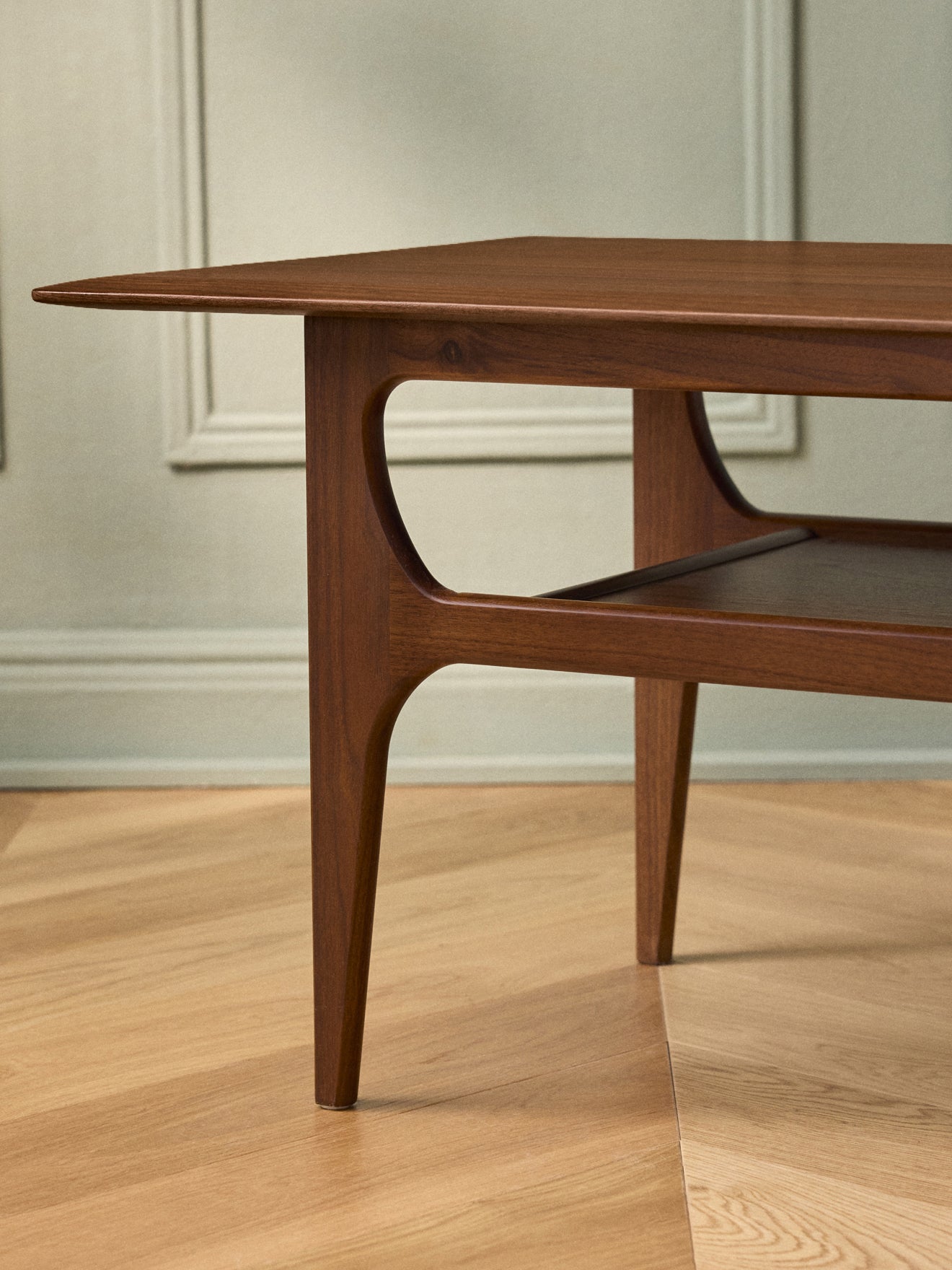 Table basse en noyer Hector - Ligne Mid-Century