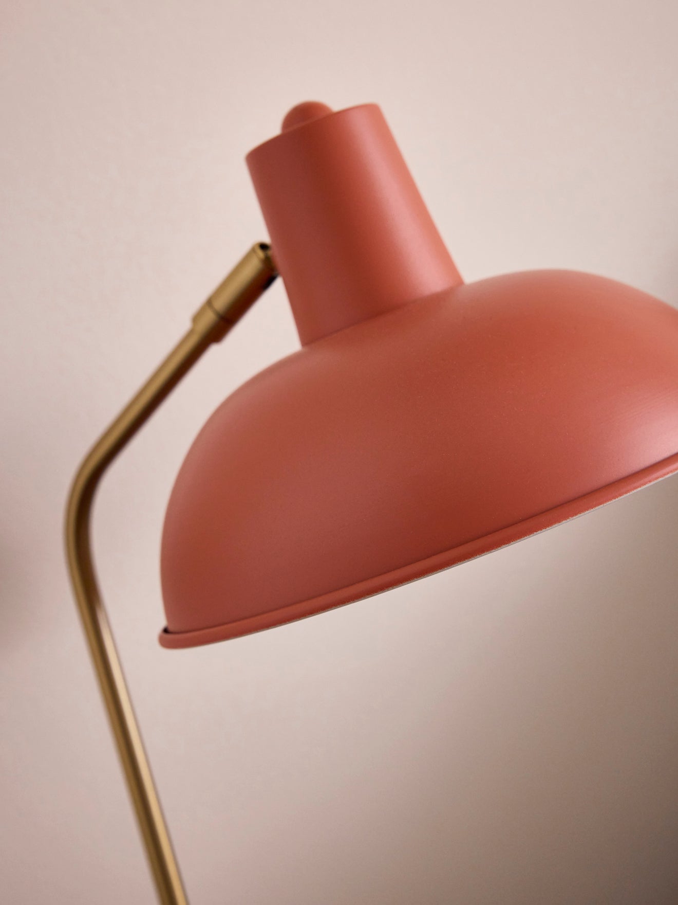 Lampe à poser médiévale en bois massif style rétro créatif et Lampe à poser médiévale en bois massif style rétro créatif et