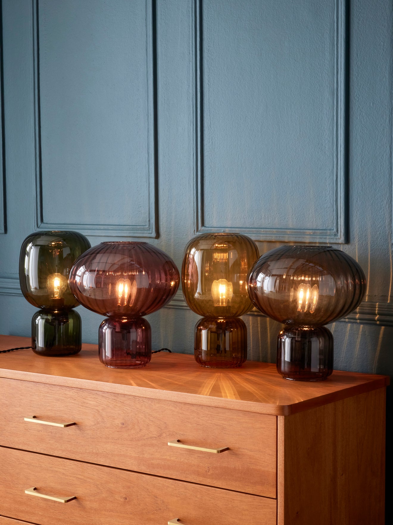 Lampe Louise en verre teinté