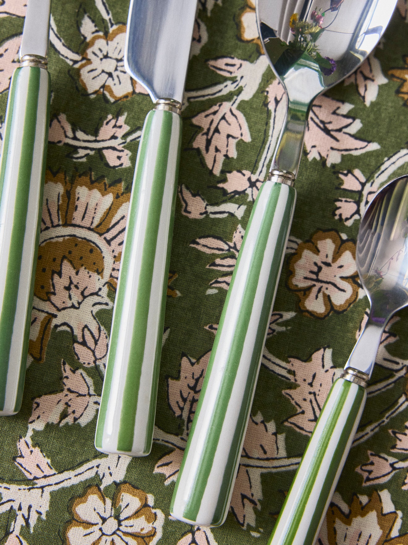 Couverts en céramique - 24 pièces