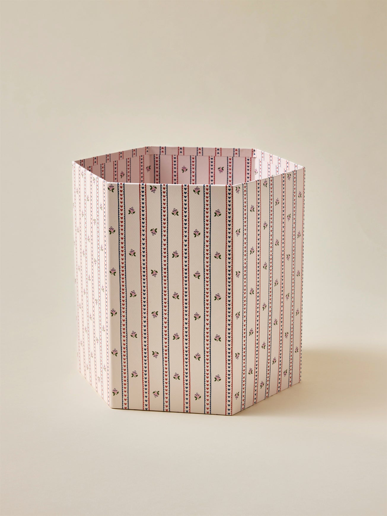 Corbeille en papier hexagonale