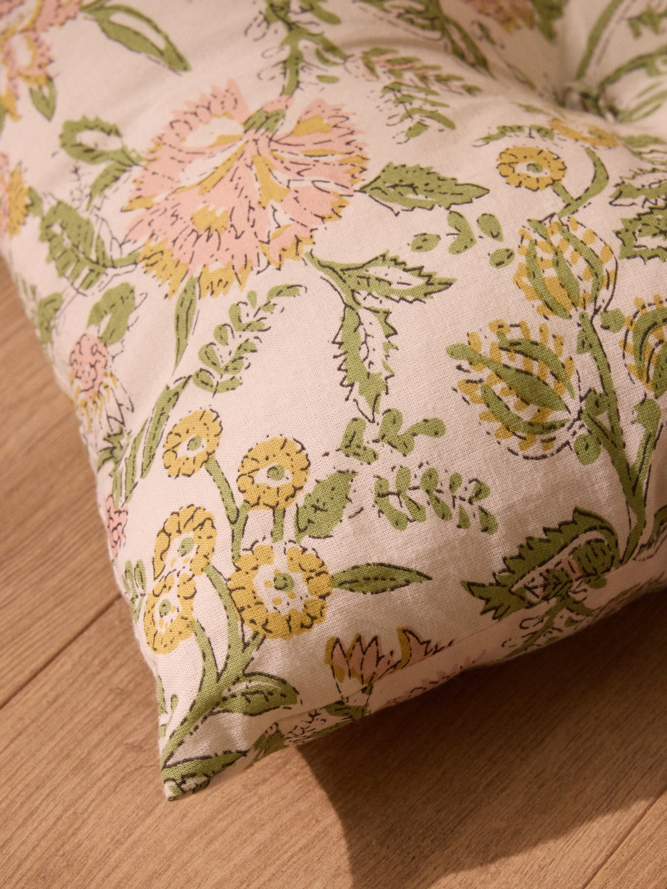 Matelas déco en tissu indien