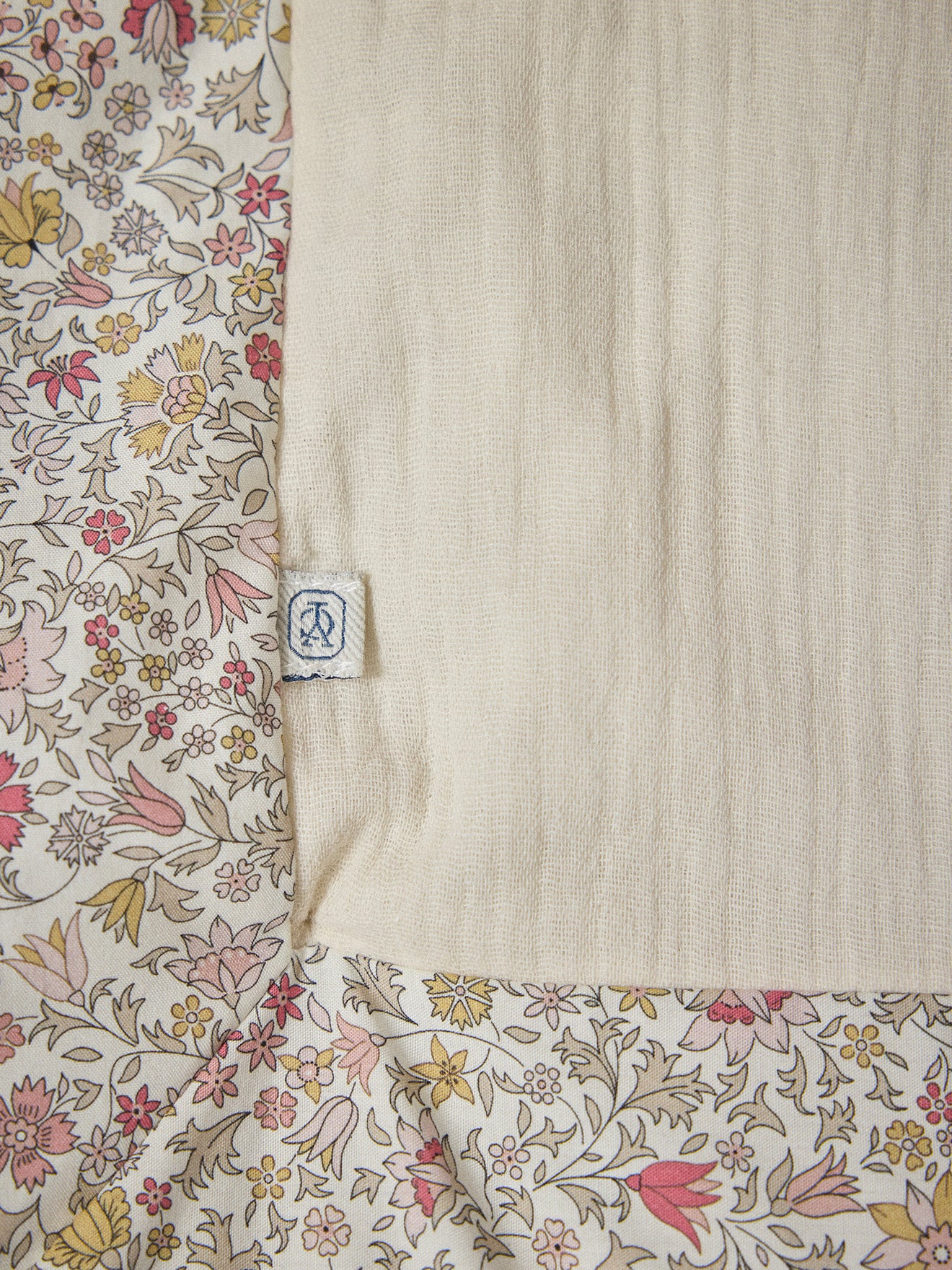 Tapis d'éveil tissu Liberty et gaze de coton
