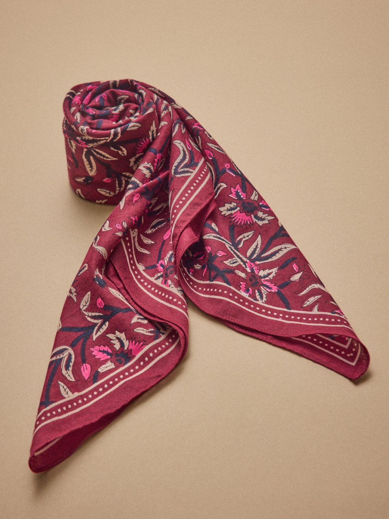 Foulard femme imprimé floral