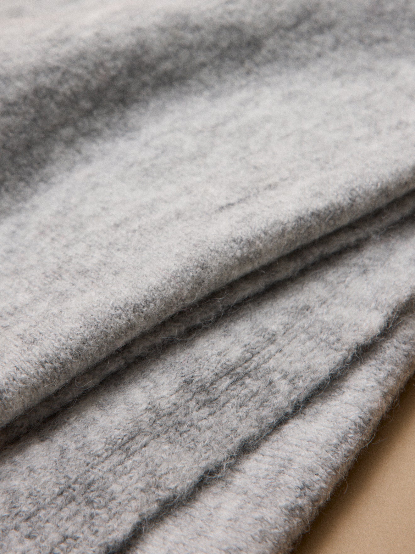 Écharpe triangle unie adulte