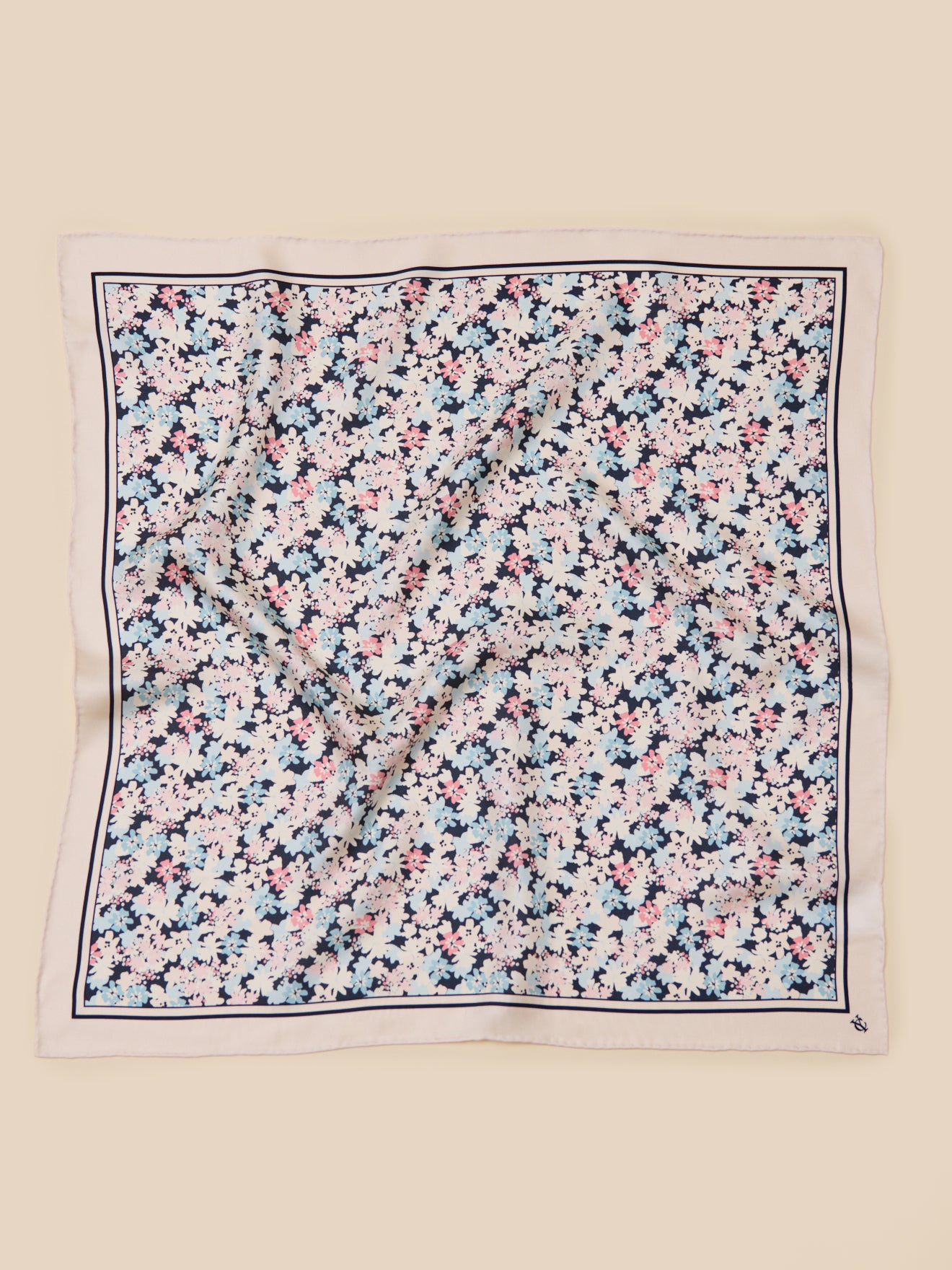 Foulard soie femme imprimé Fleurs Pop