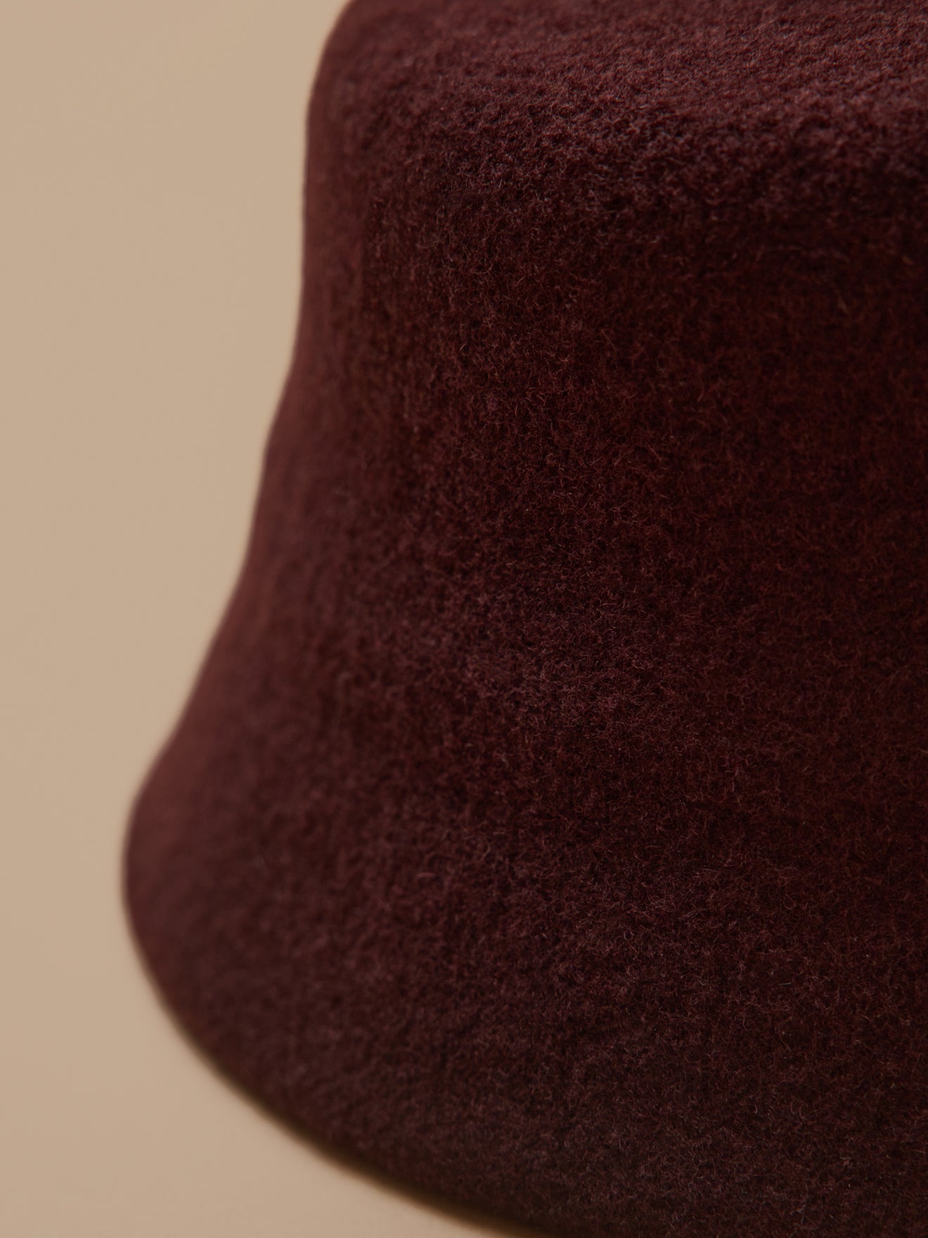 Chapeau cloche en laine femme