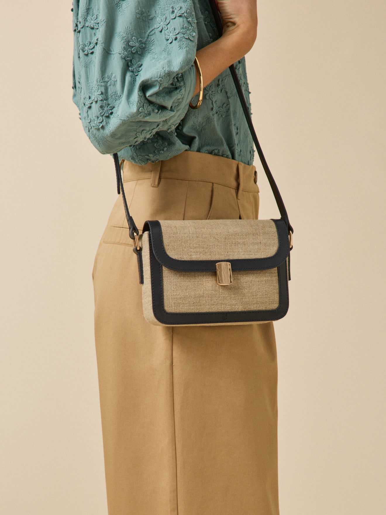 Sac besace femme bi-matière - Collection Maroquinerie Cyrillus