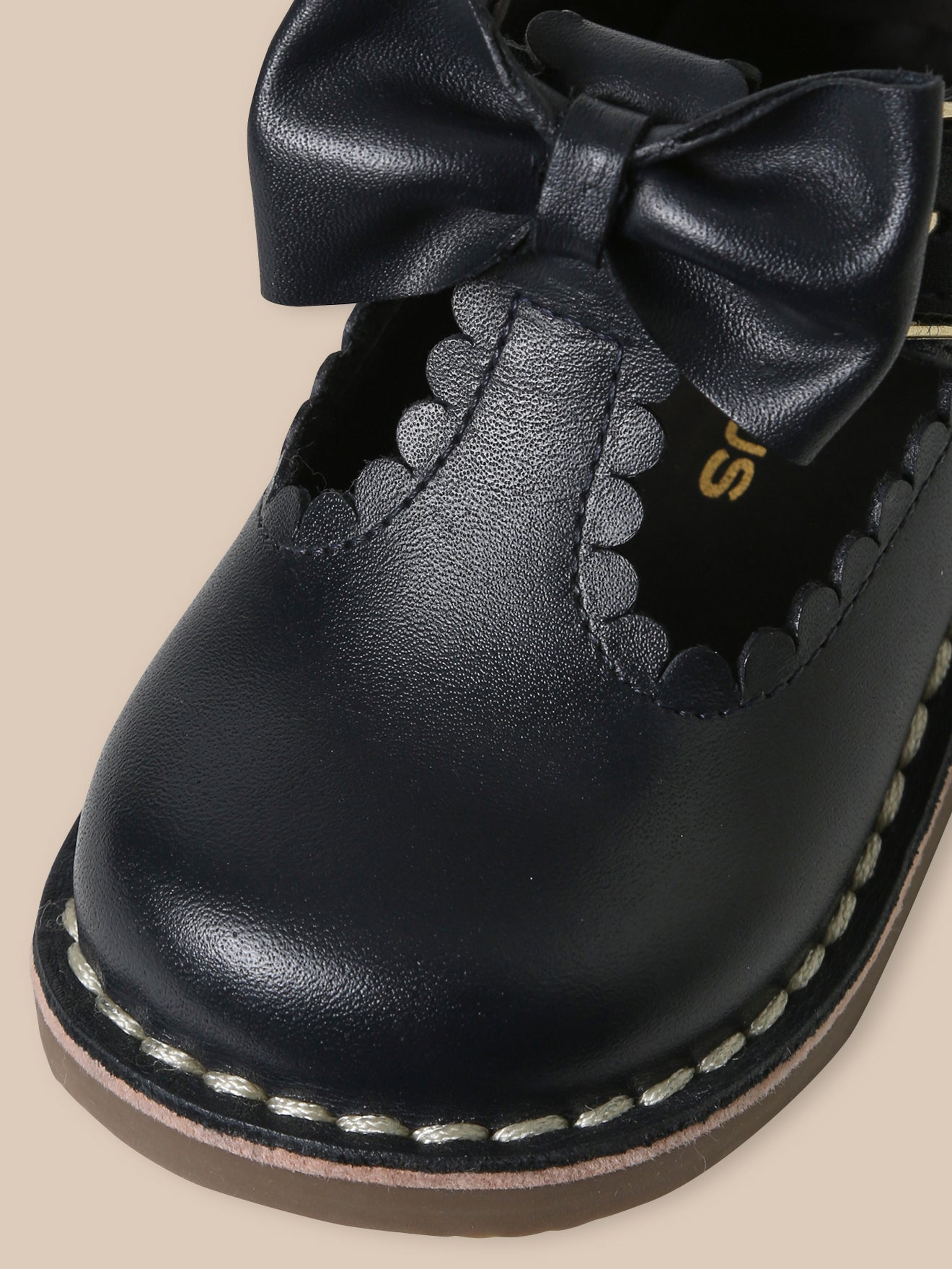 Salomés noeud bébé