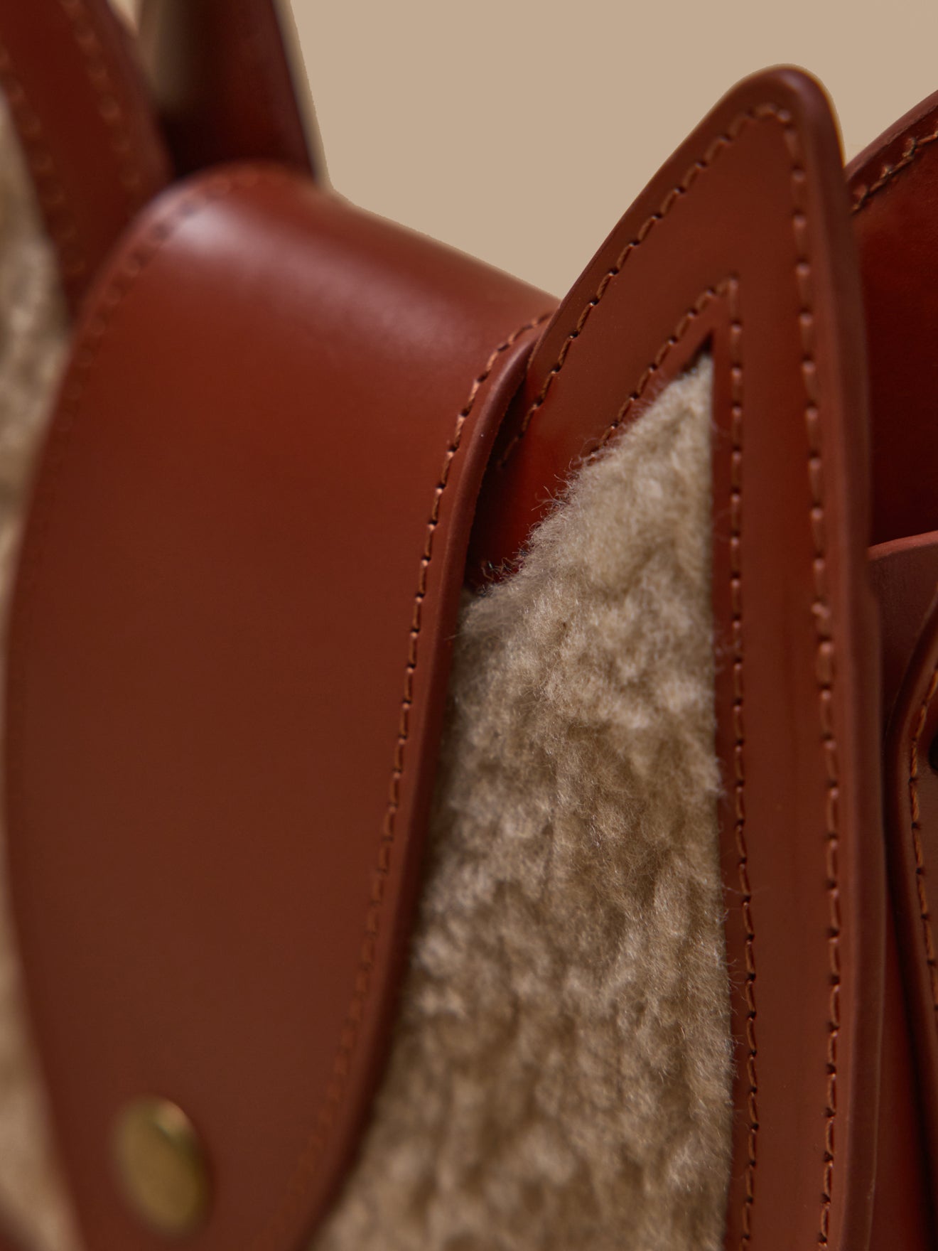 Sac écureuil cuir et sherpa fille