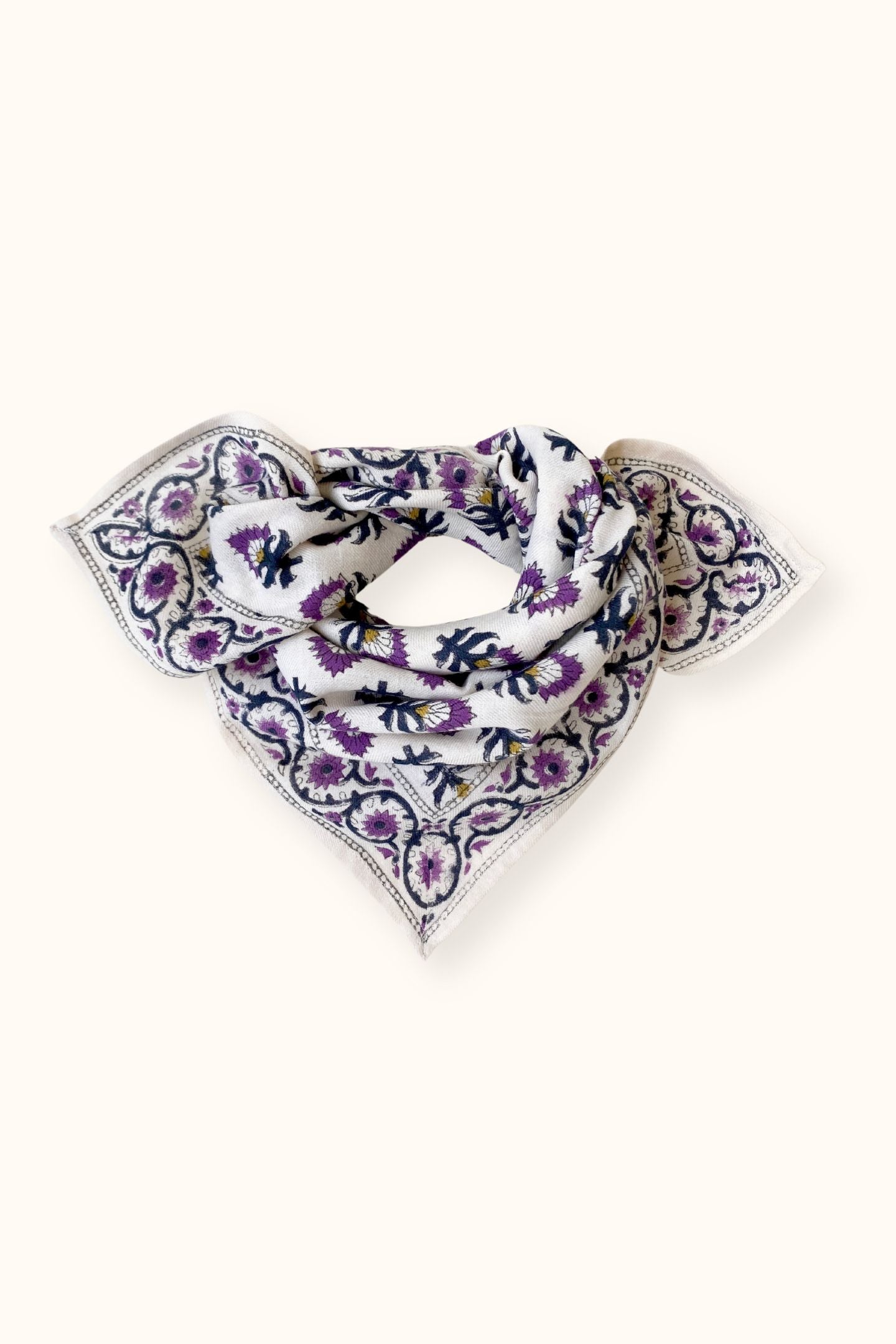 Petit foulard Manika – Cyrillus X Apaches Collections