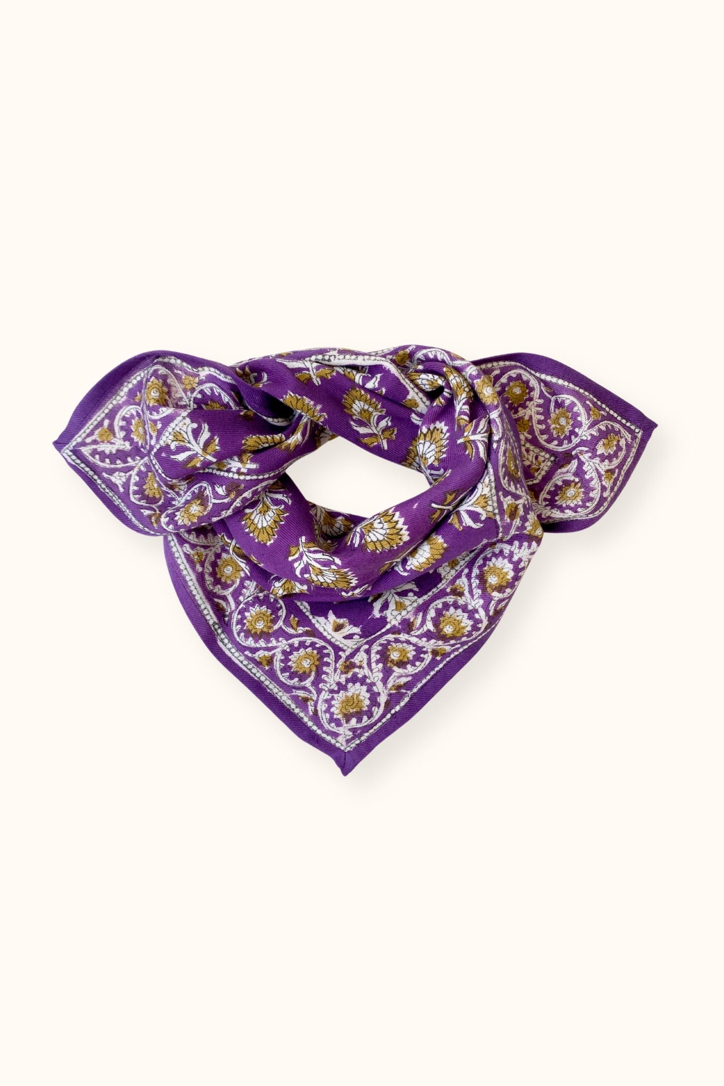 Petit foulard Manika – Cyrillus X Apaches Collections