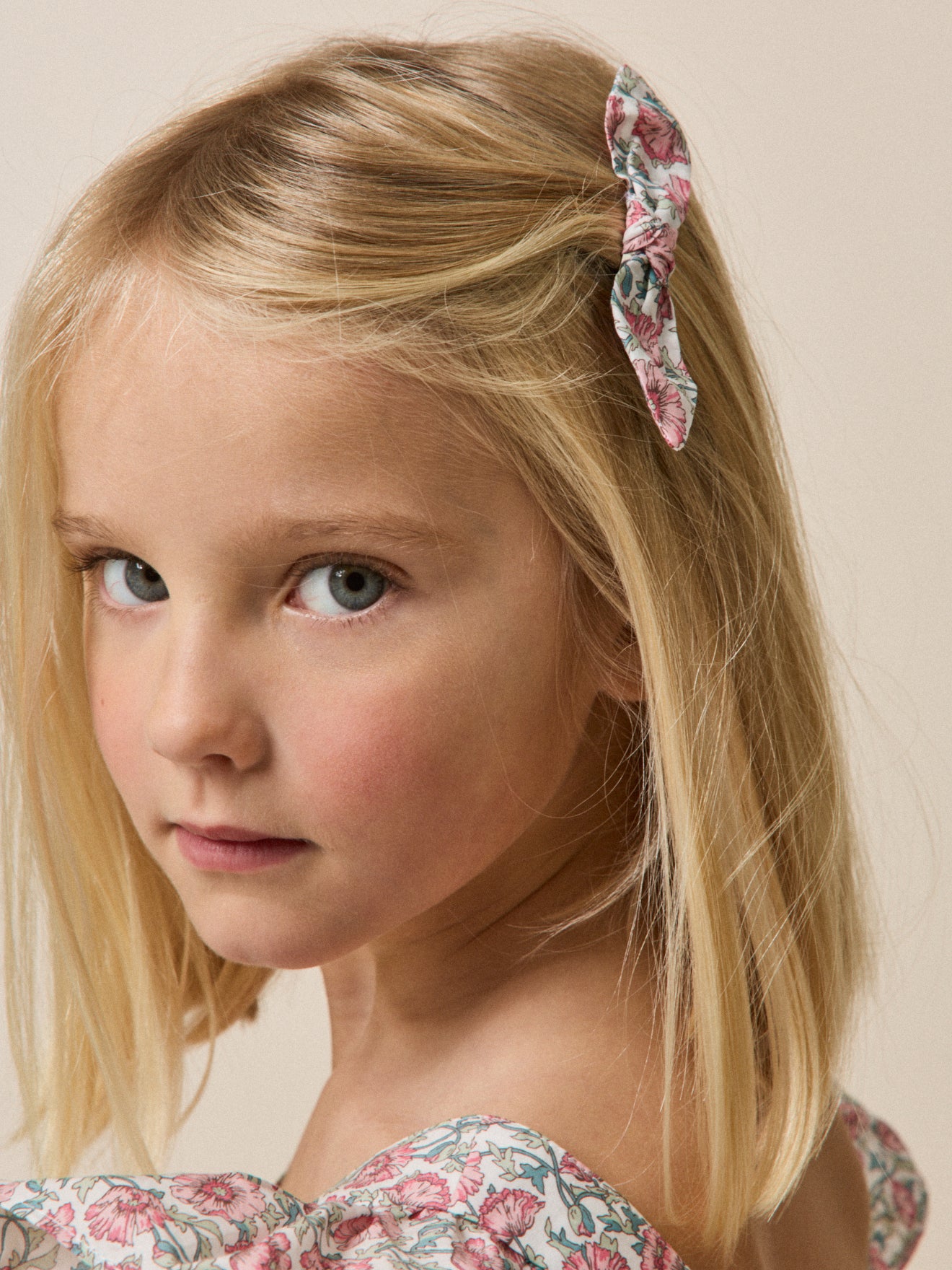Barrette grand noeud vichy vichy marine - Cyrillus Barrette grand noeud vichy vichy marine - Cyrillus